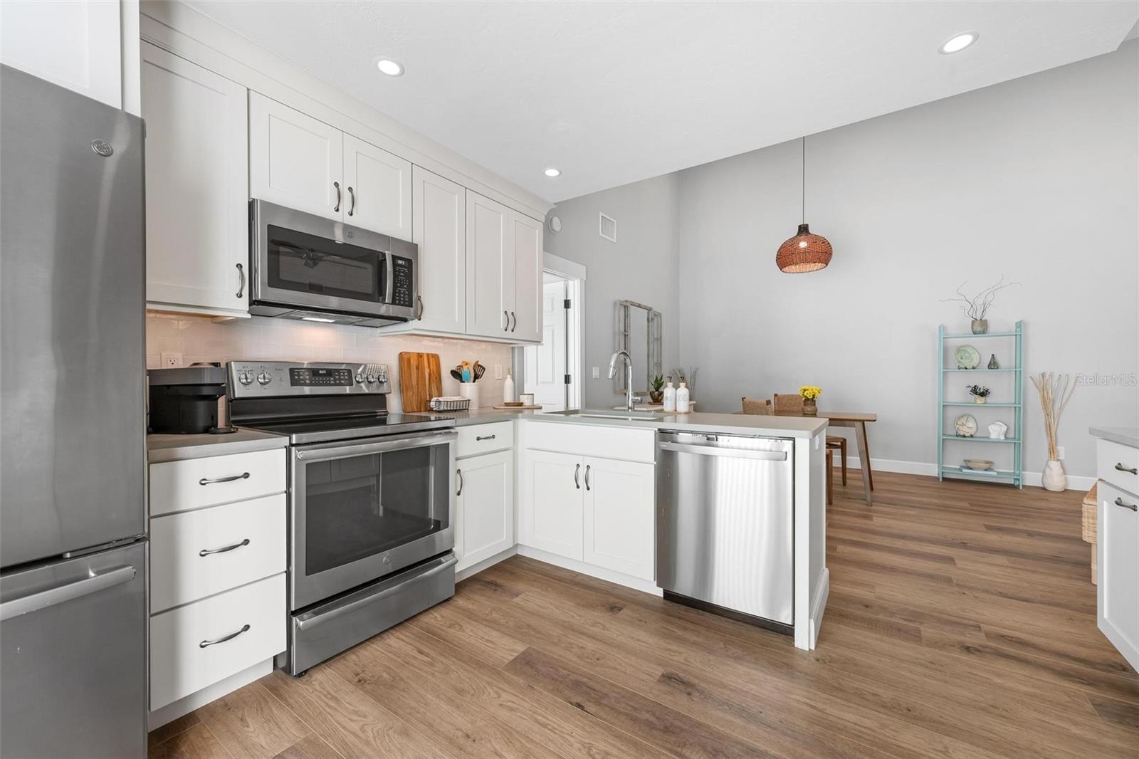 Image 14 of 44 For 4346 Trails Drive 12-1