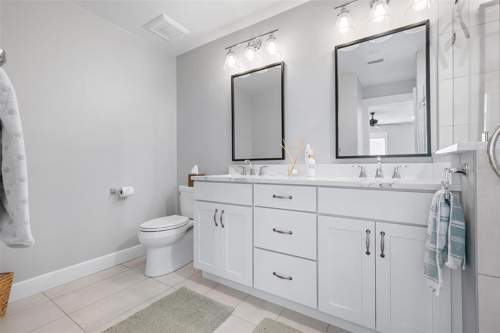 Image 22 of 44 For 4346 Trails Drive 12-1