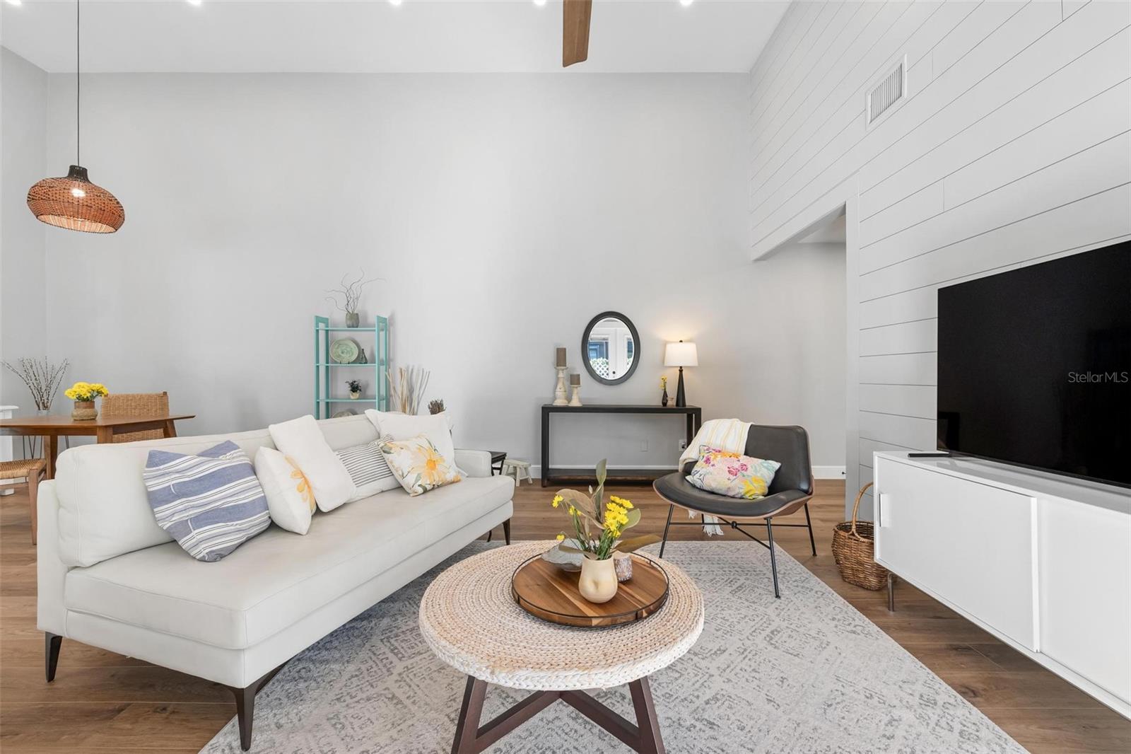 Image 8 of 44 For 4346 Trails Drive 12-1