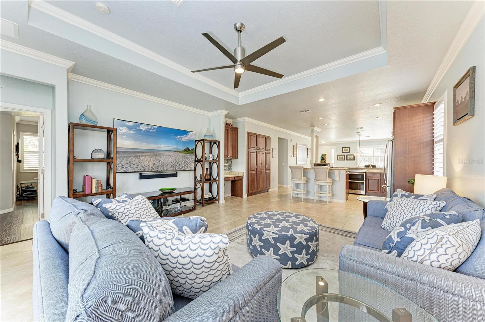 Image 25 of 81 For 212 River Enclave Court