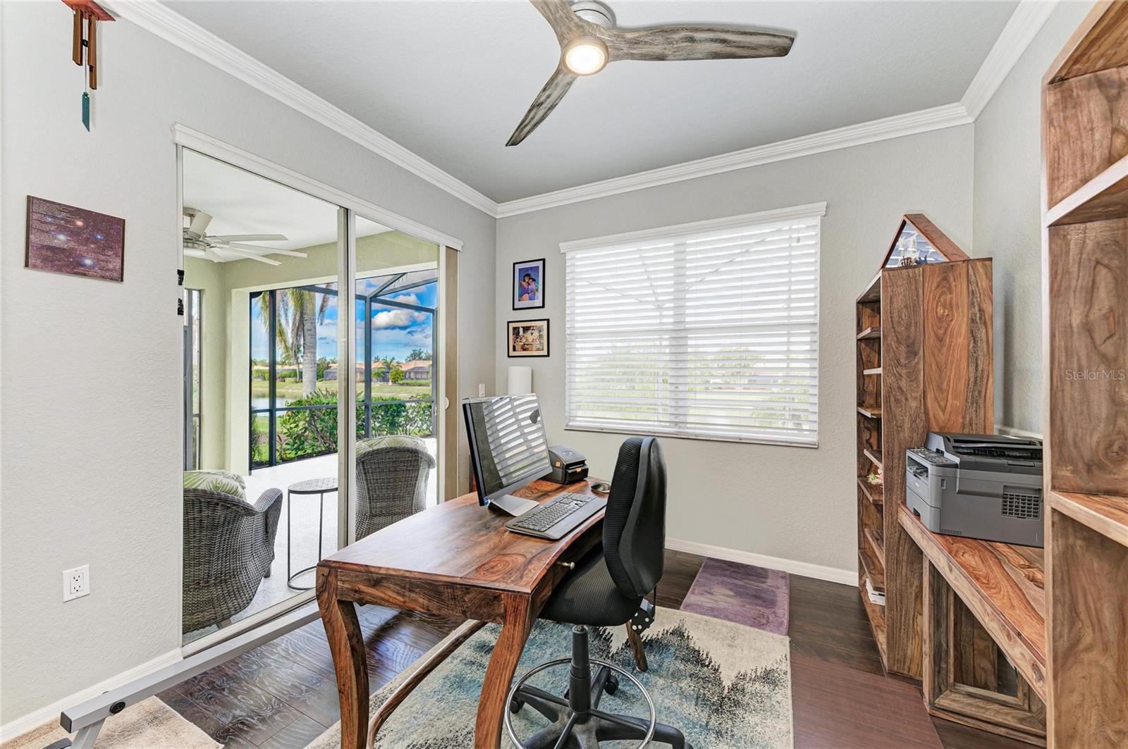 Image 32 of 81 For 212 River Enclave Court