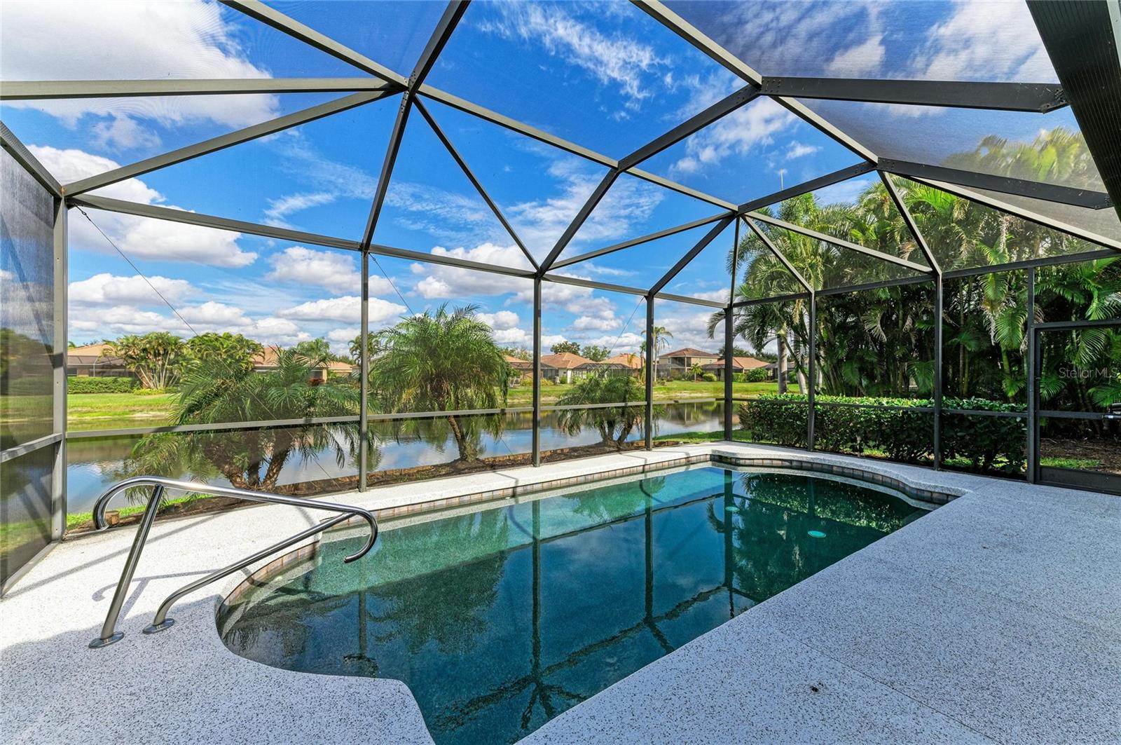 Image 42 of 81 For 212 River Enclave Court