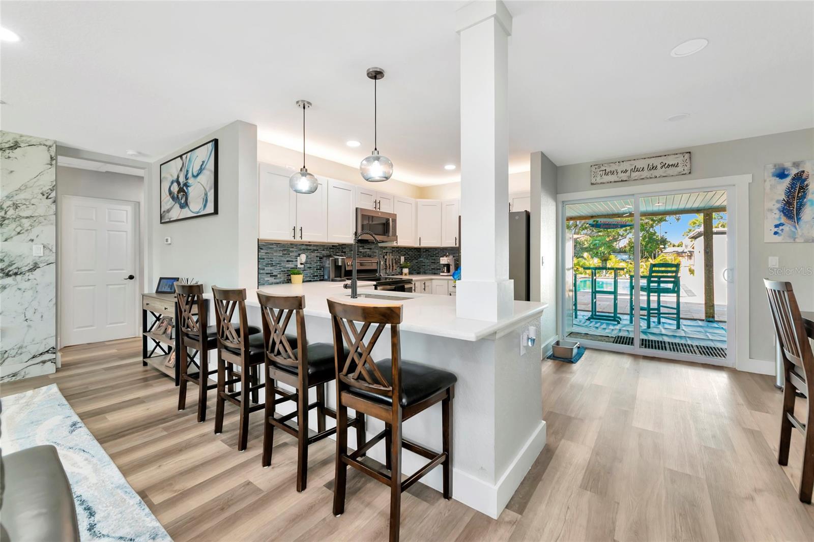 Image 17 of 68 For 1410 35th Street W