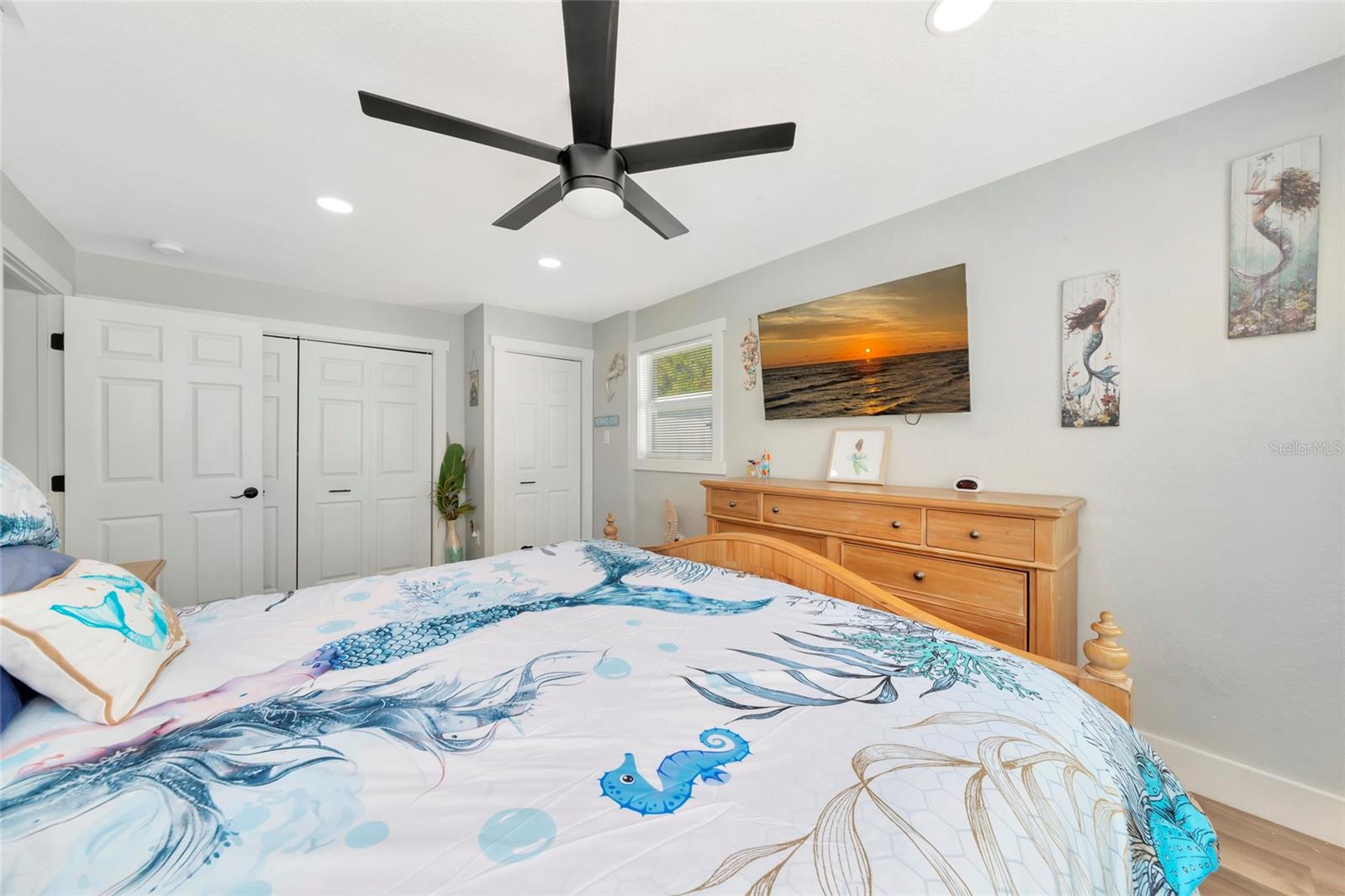 Image 24 of 68 For 1410 35th Street W