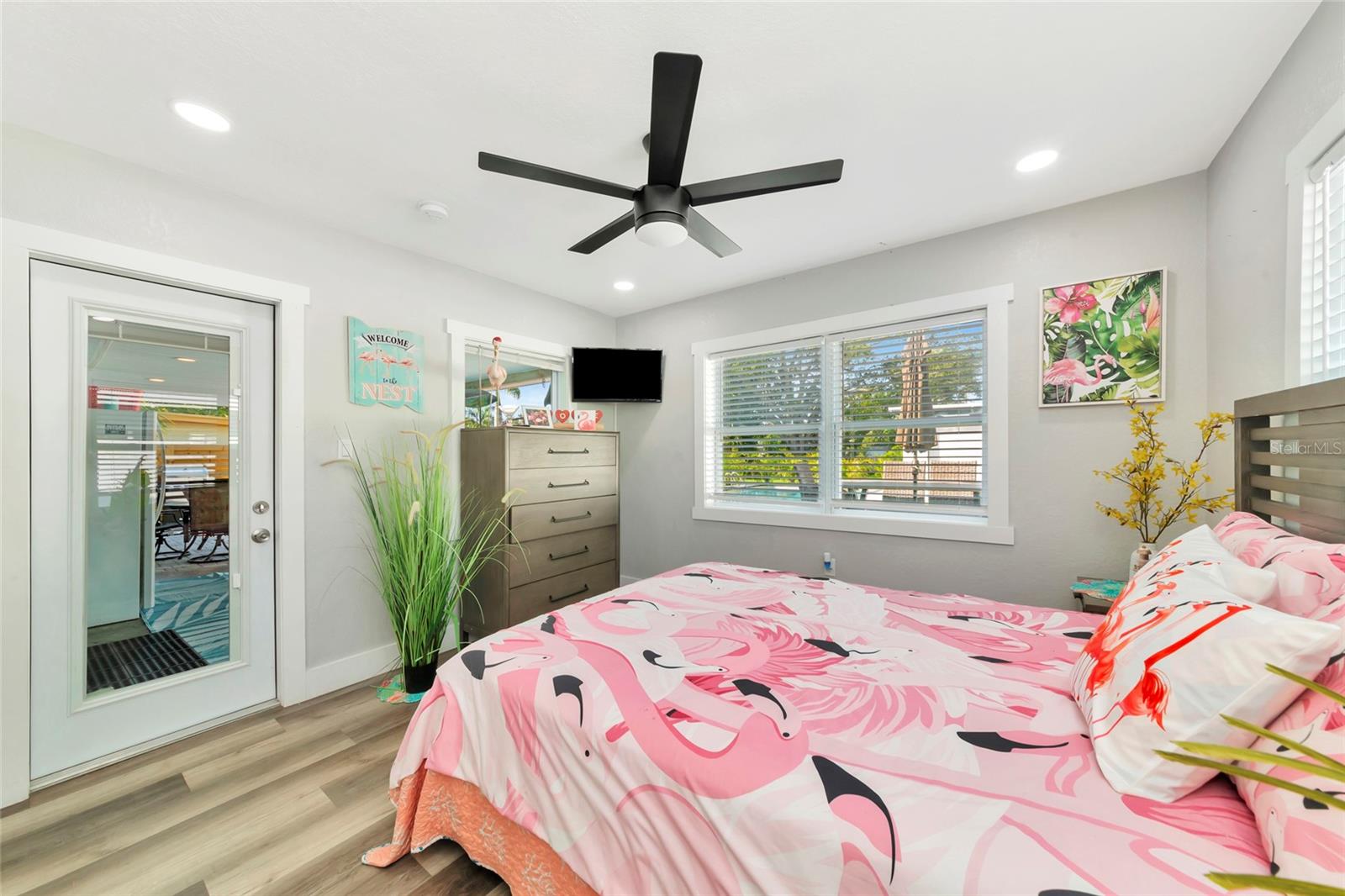 Image 26 of 68 For 1410 35th Street W