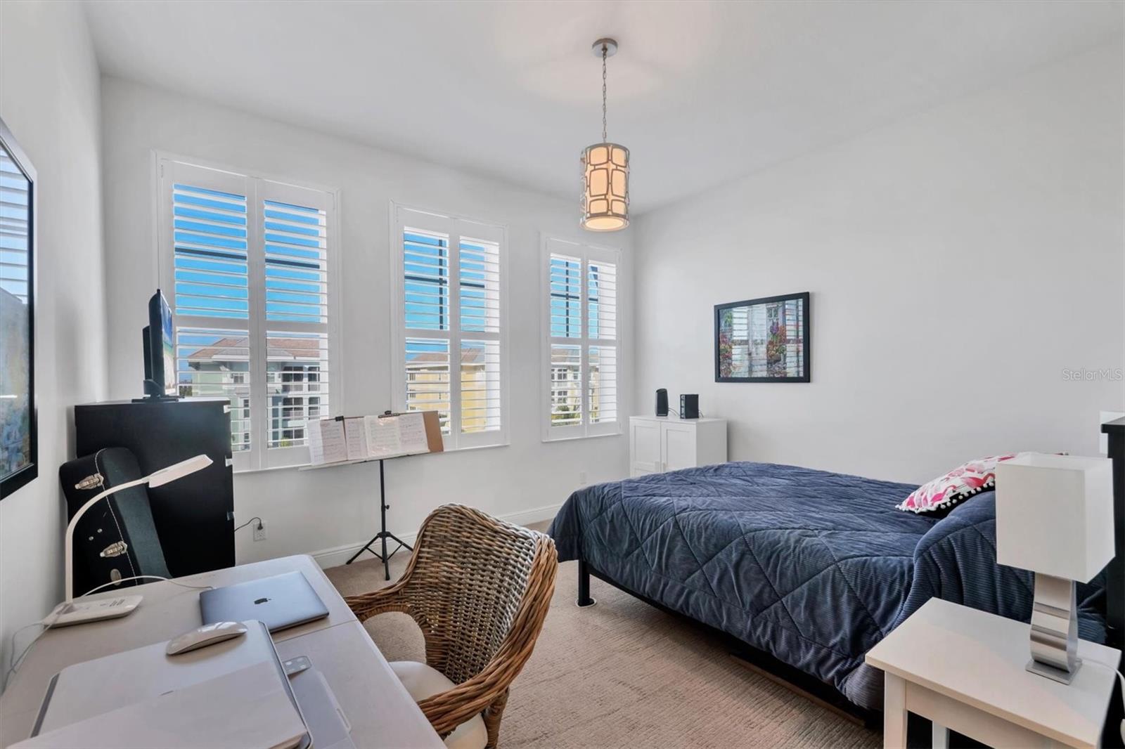 Image 20 of 54 For 391 Aruba Circle 401