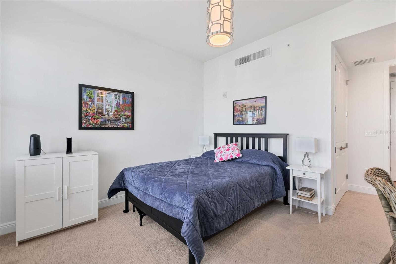 Image 21 of 54 For 391 Aruba Circle 401