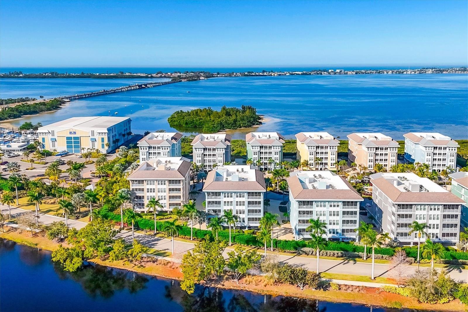 Image 30 of 54 For 391 Aruba Circle 401