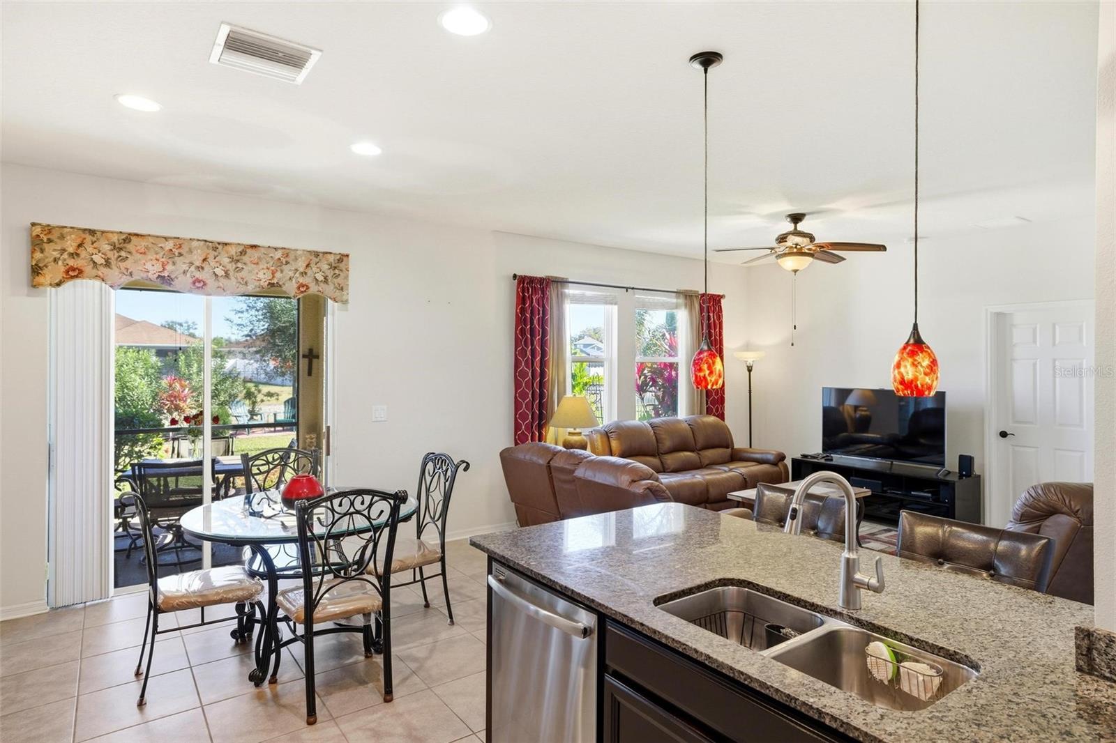 Image 4 of 69 For 7730 110th Avenue E