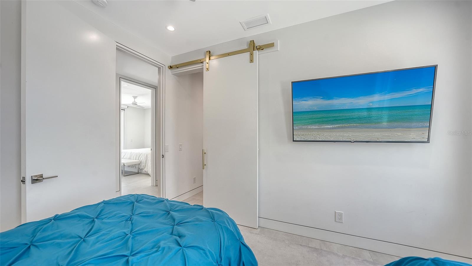 Image 27 of 60 For 6381 Gulf Of Mexico Drive