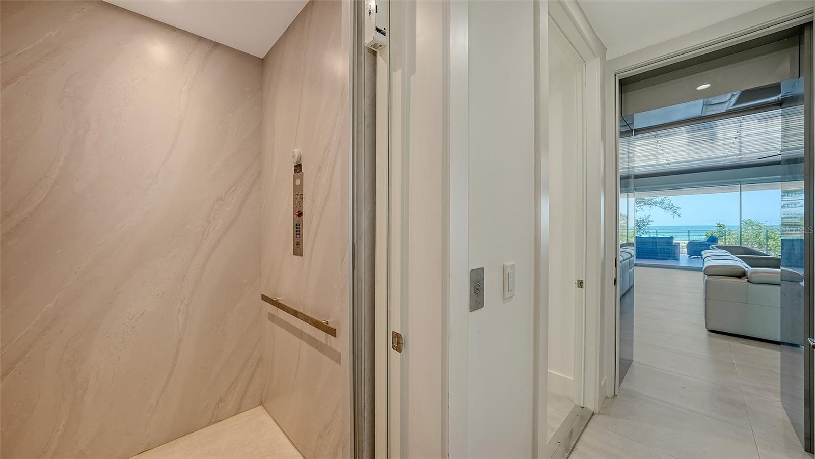 Image 33 of 60 For 6381 Gulf Of Mexico Drive