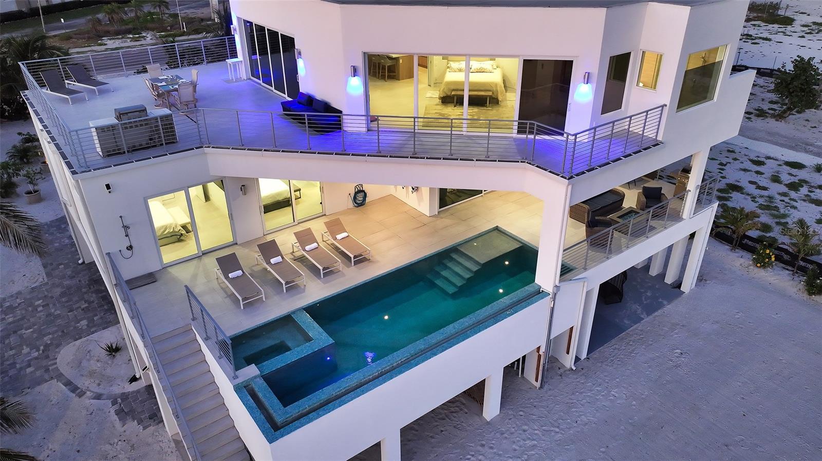 Image 34 of 60 For 6381 Gulf Of Mexico Drive