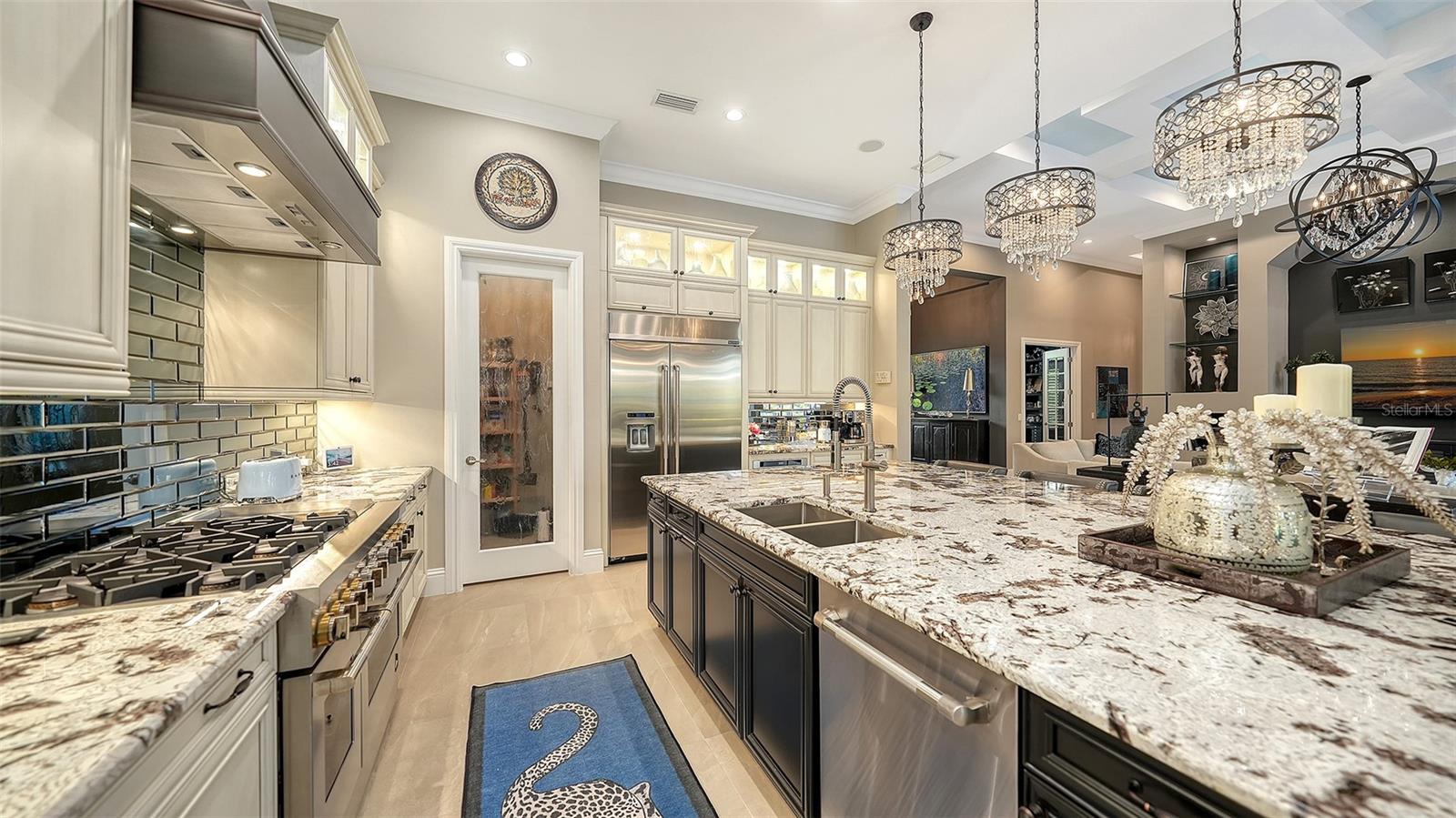 Image 24 of 98 For 7929 Staysail Court