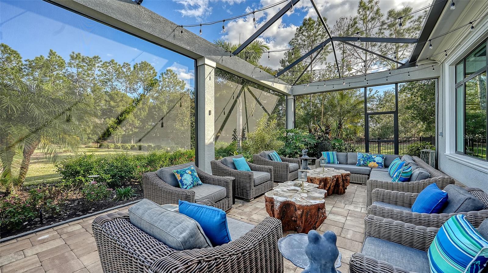 Image 75 of 98 For 7929 Staysail Court