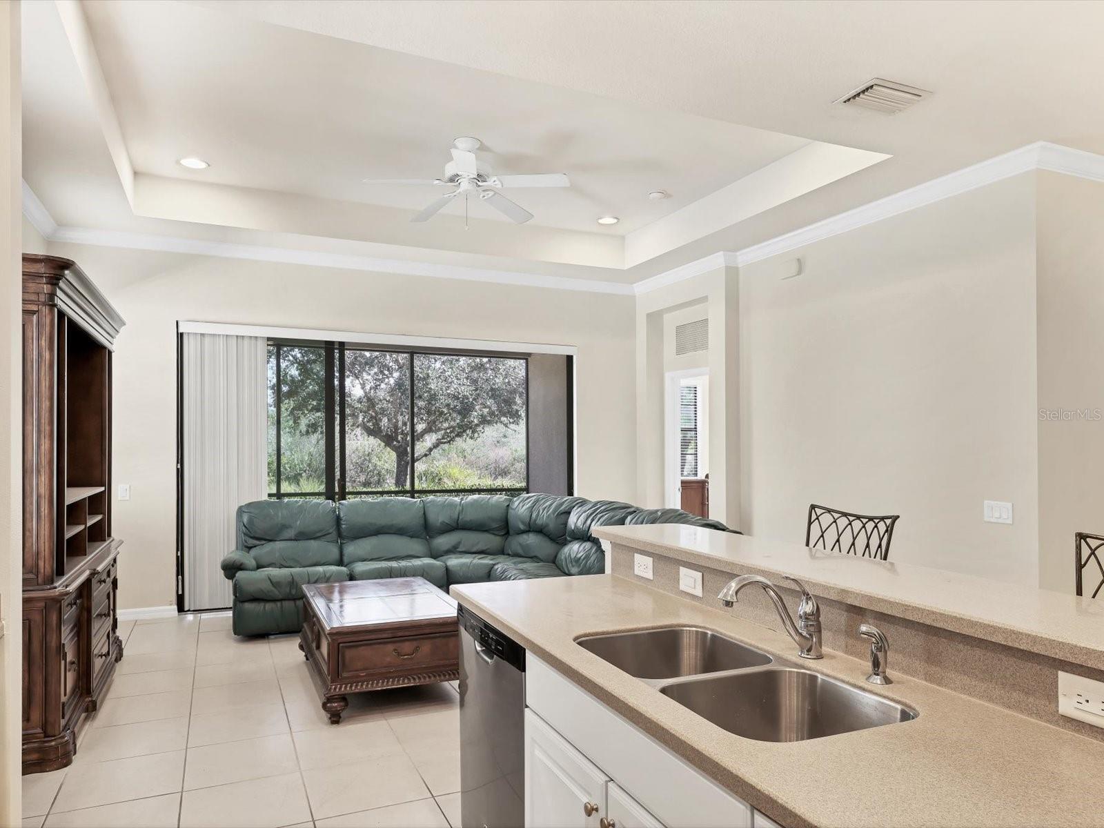 Image 11 of 38 For 7230 Belleisle Glen