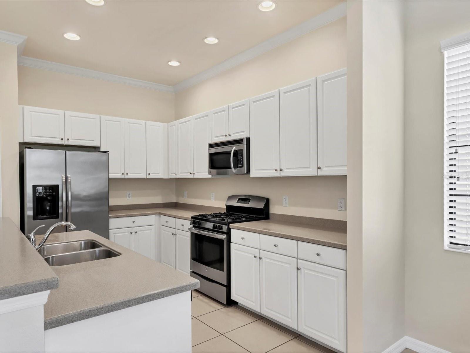 Image 16 of 38 For 7230 Belleisle Glen