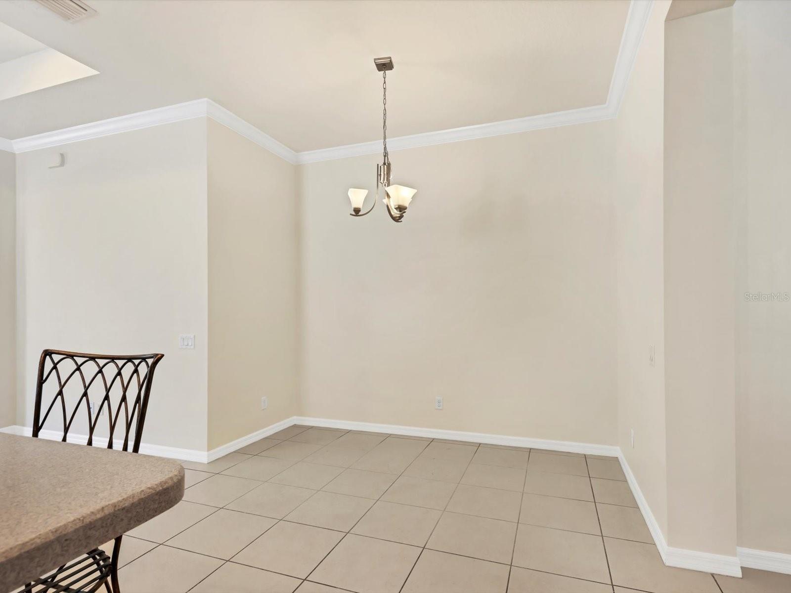 Image 17 of 38 For 7230 Belleisle Glen