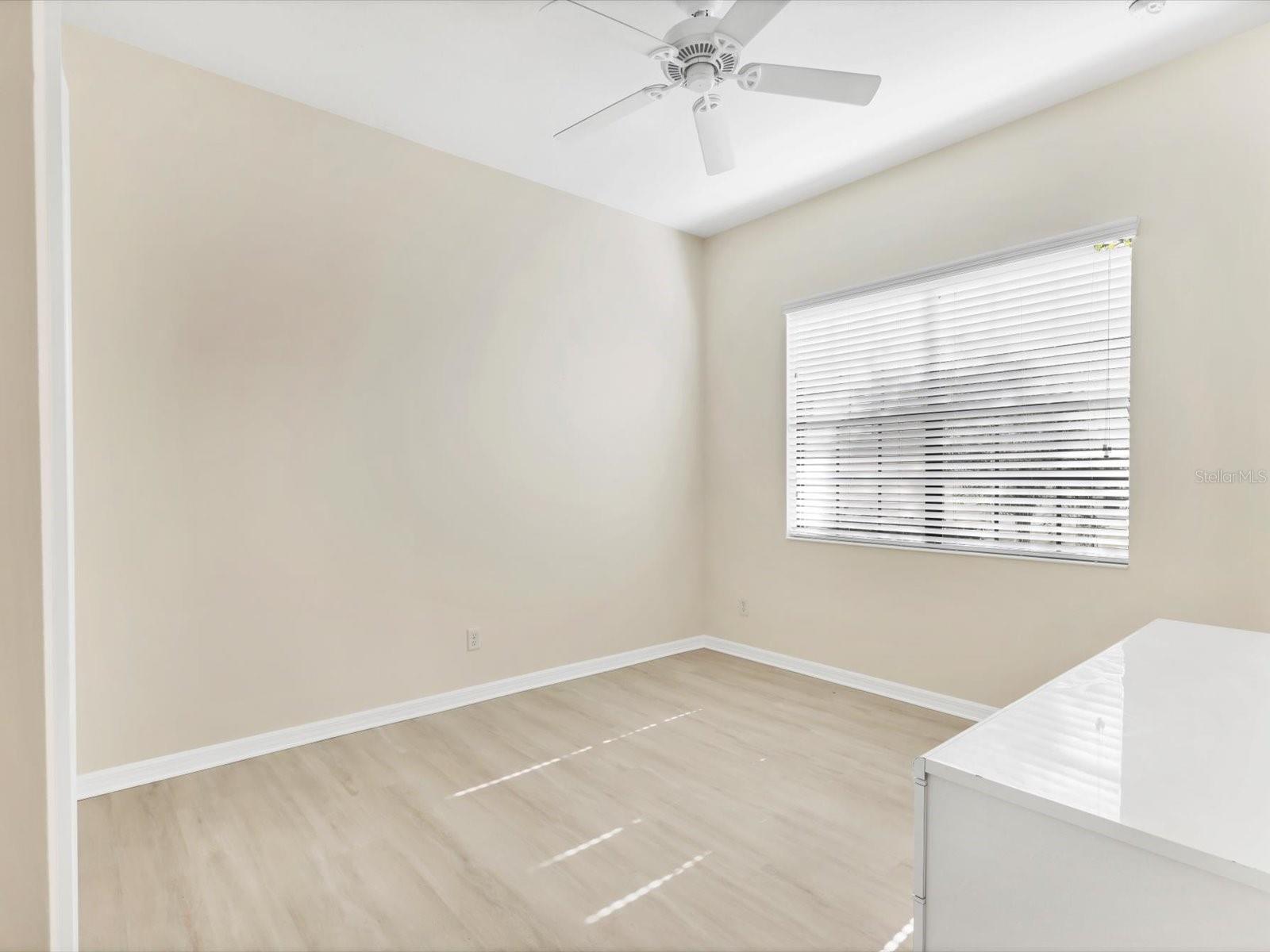 Image 23 of 38 For 7230 Belleisle Glen