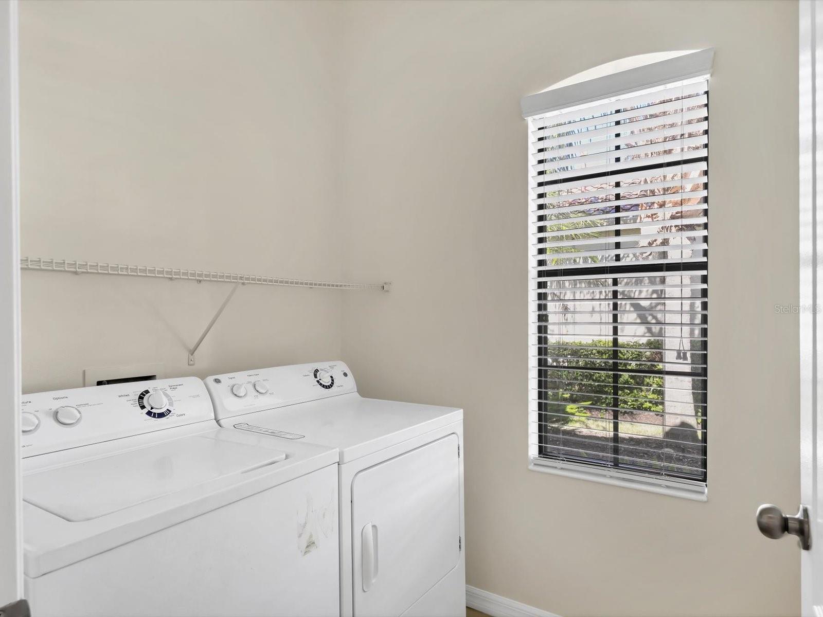 Image 26 of 38 For 7230 Belleisle Glen