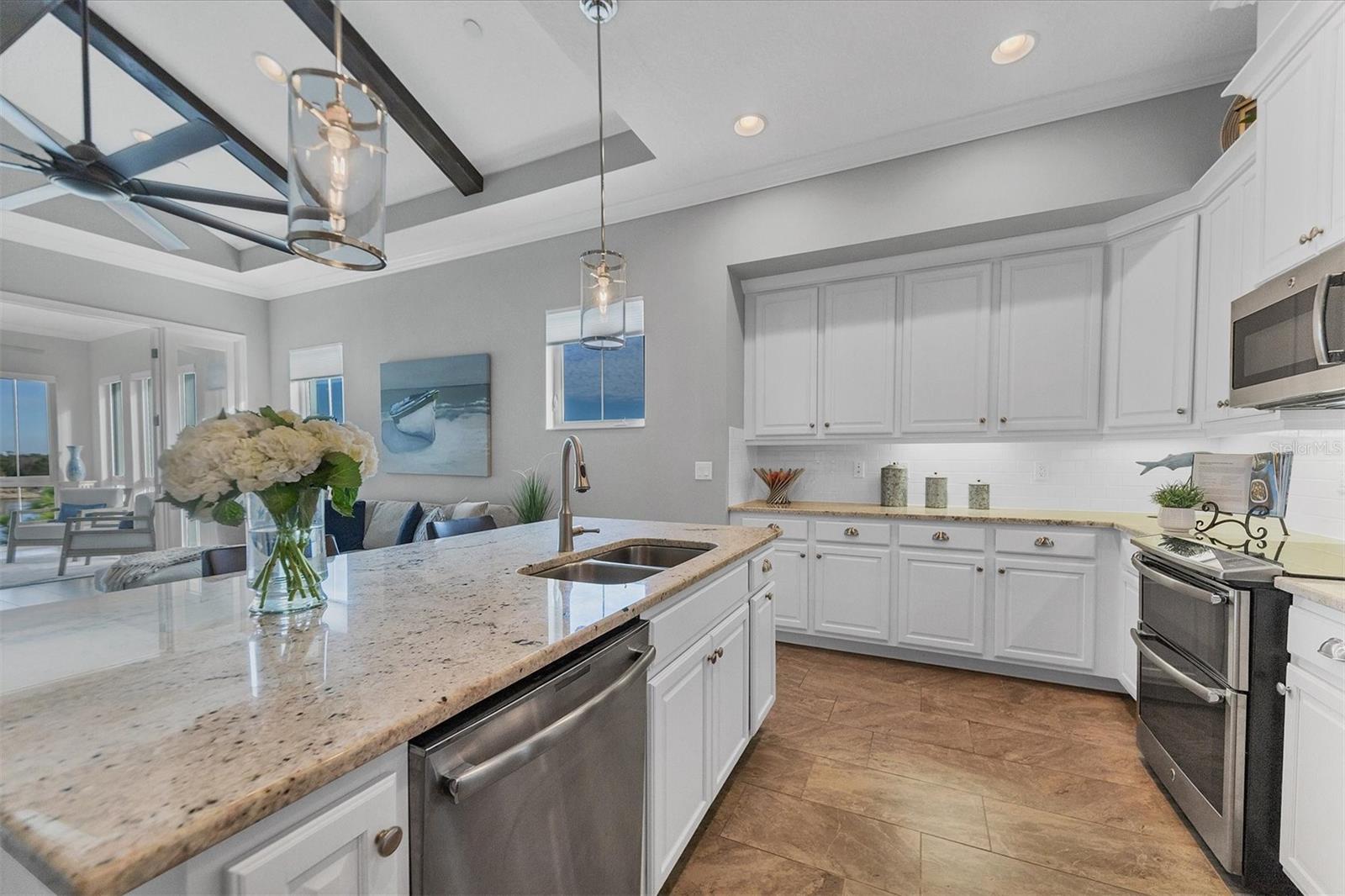 Image 13 of 91 For 295 Compass Point Drive 201