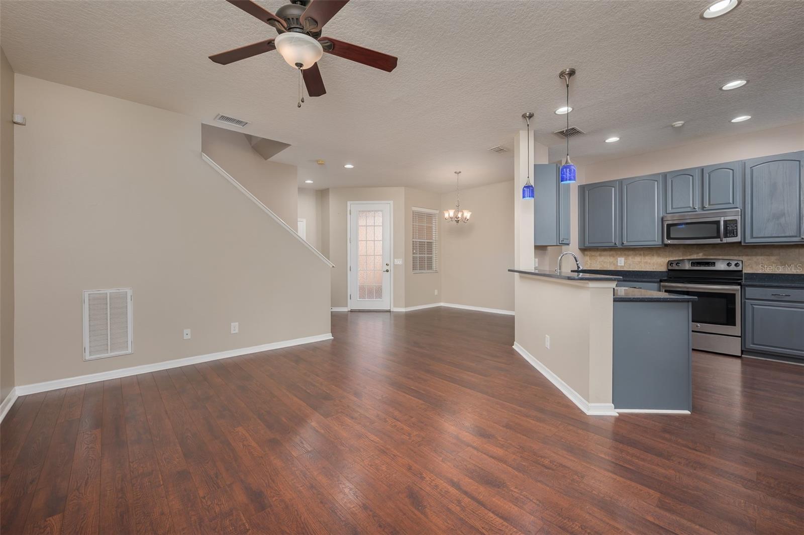 Image 11 of 48 For 5543 Napa Drive