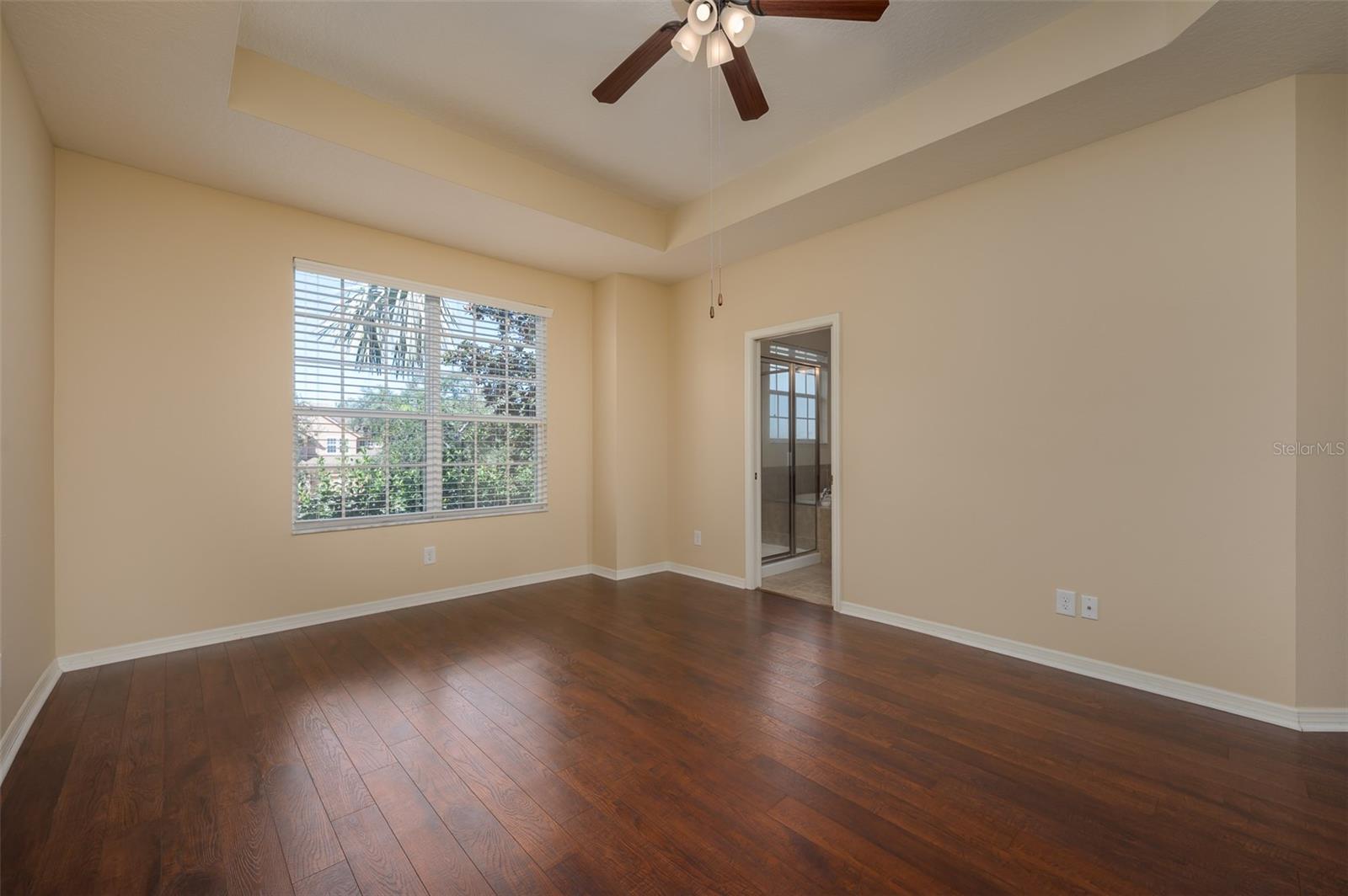 Image 21 of 48 For 5543 Napa Drive