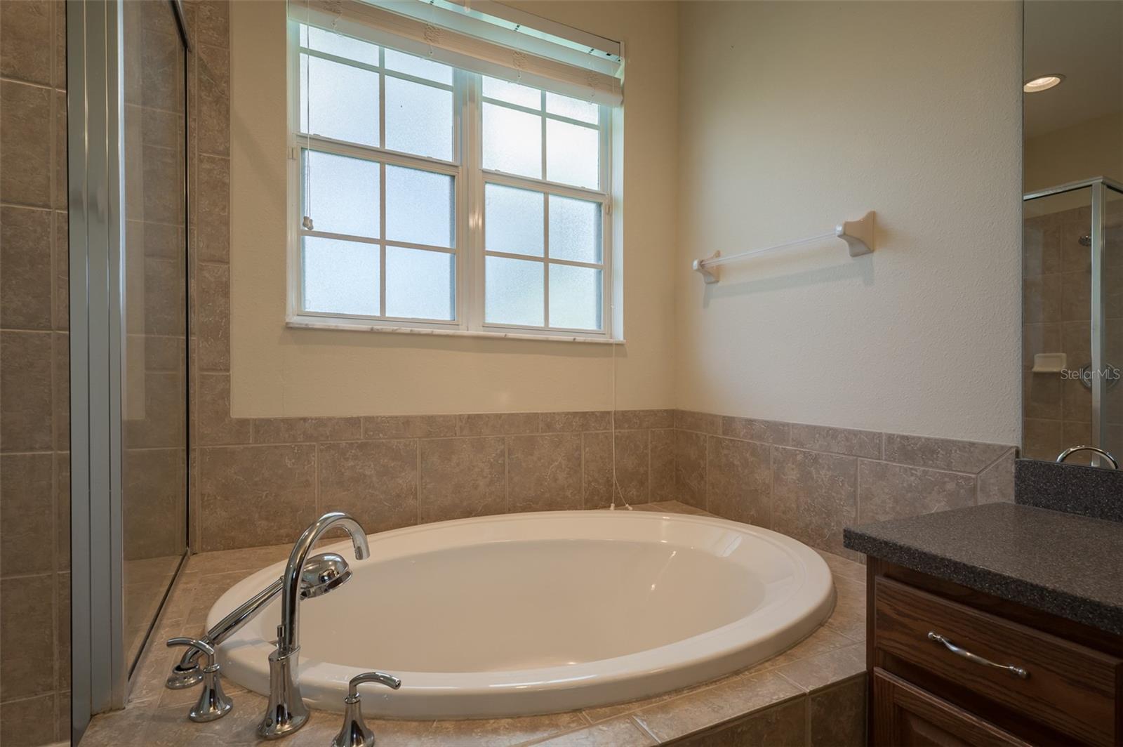 Image 24 of 48 For 5543 Napa Drive