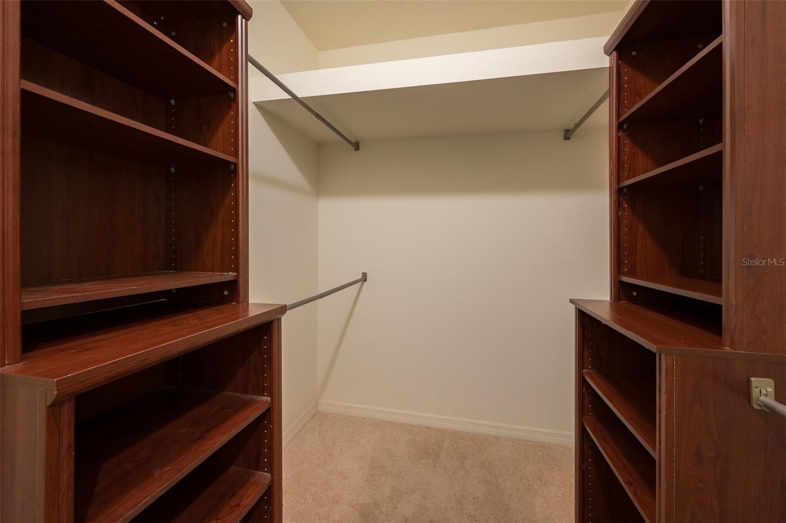 Image 26 of 48 For 5543 Napa Drive