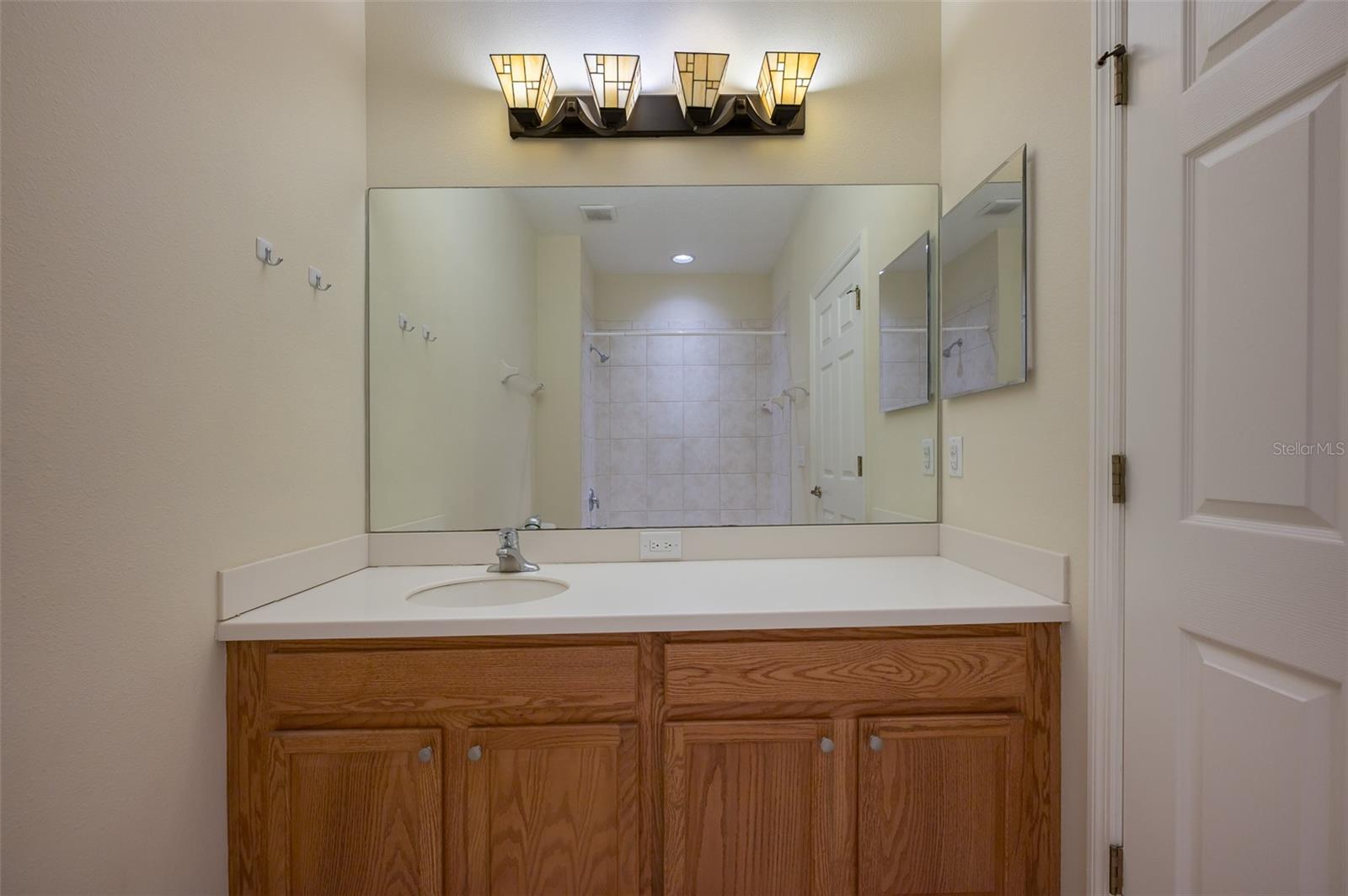 Image 29 of 48 For 5543 Napa Drive