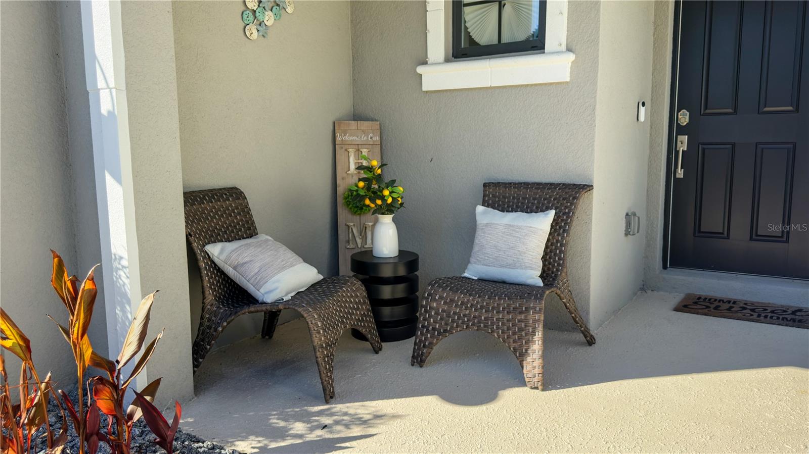 Image 19 of 29 For 15285 Shady Palms Lane