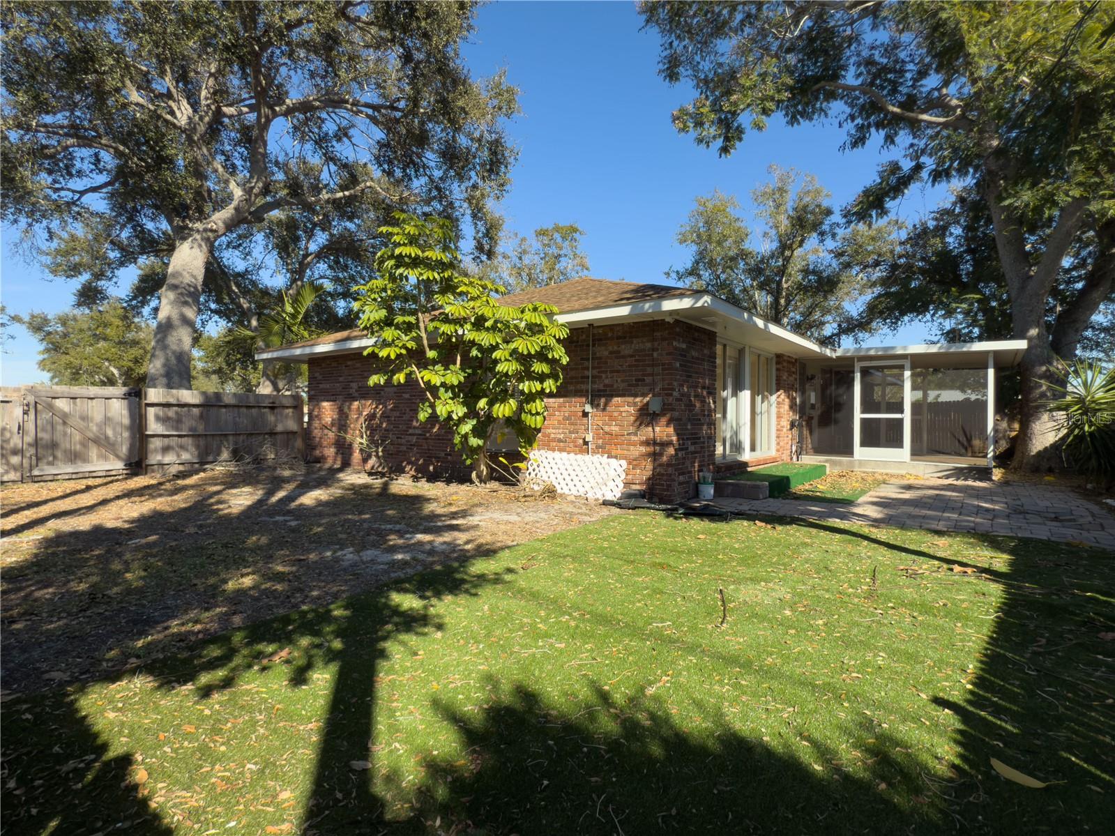 Image 20 of 27 For 2608 Constitution Boulevard