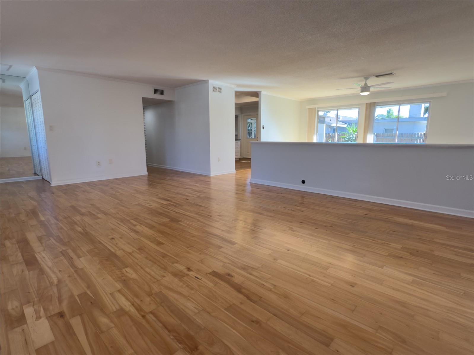 Image 3 of 27 For 2608 Constitution Boulevard