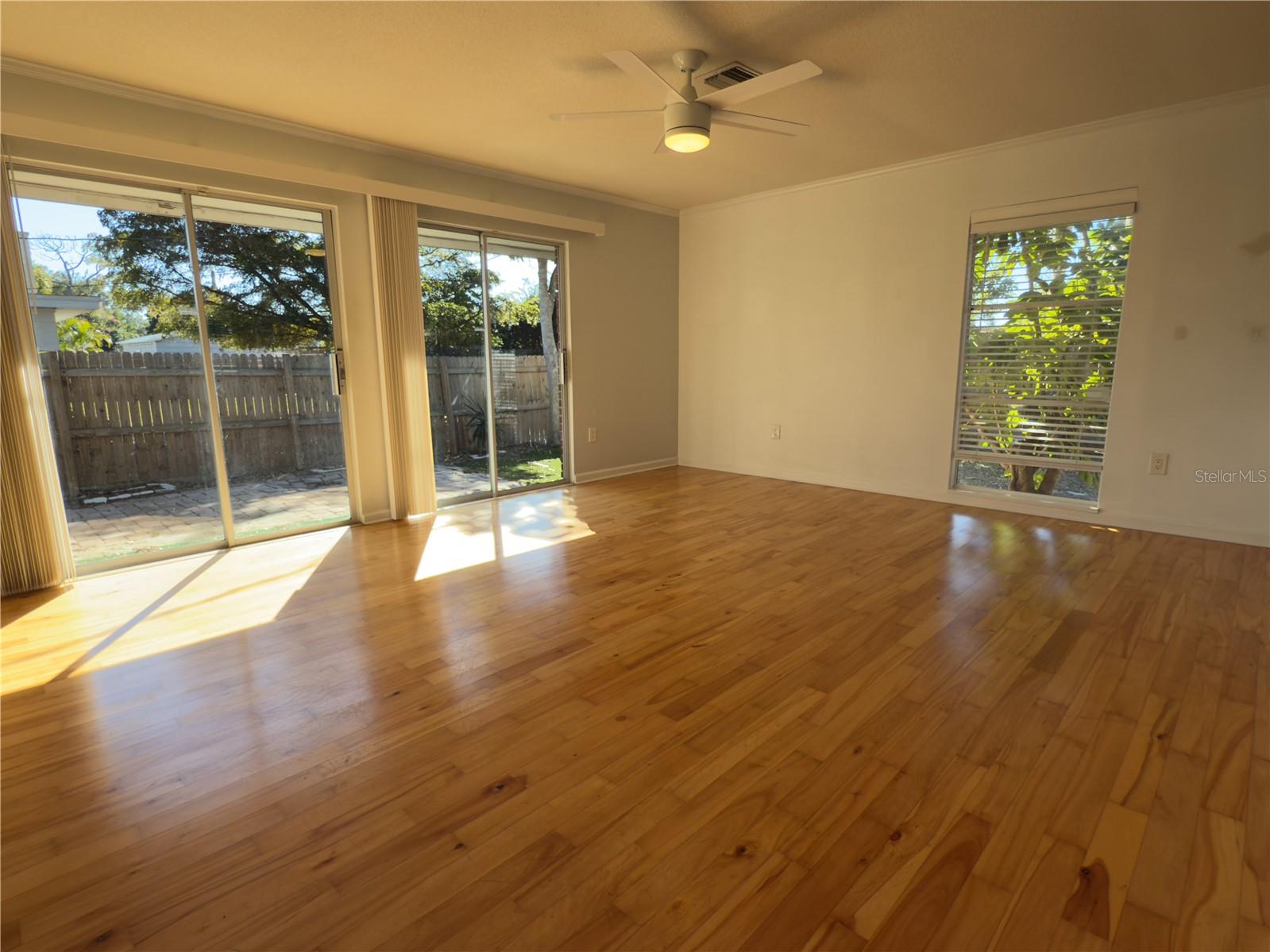 Image 4 of 27 For 2608 Constitution Boulevard