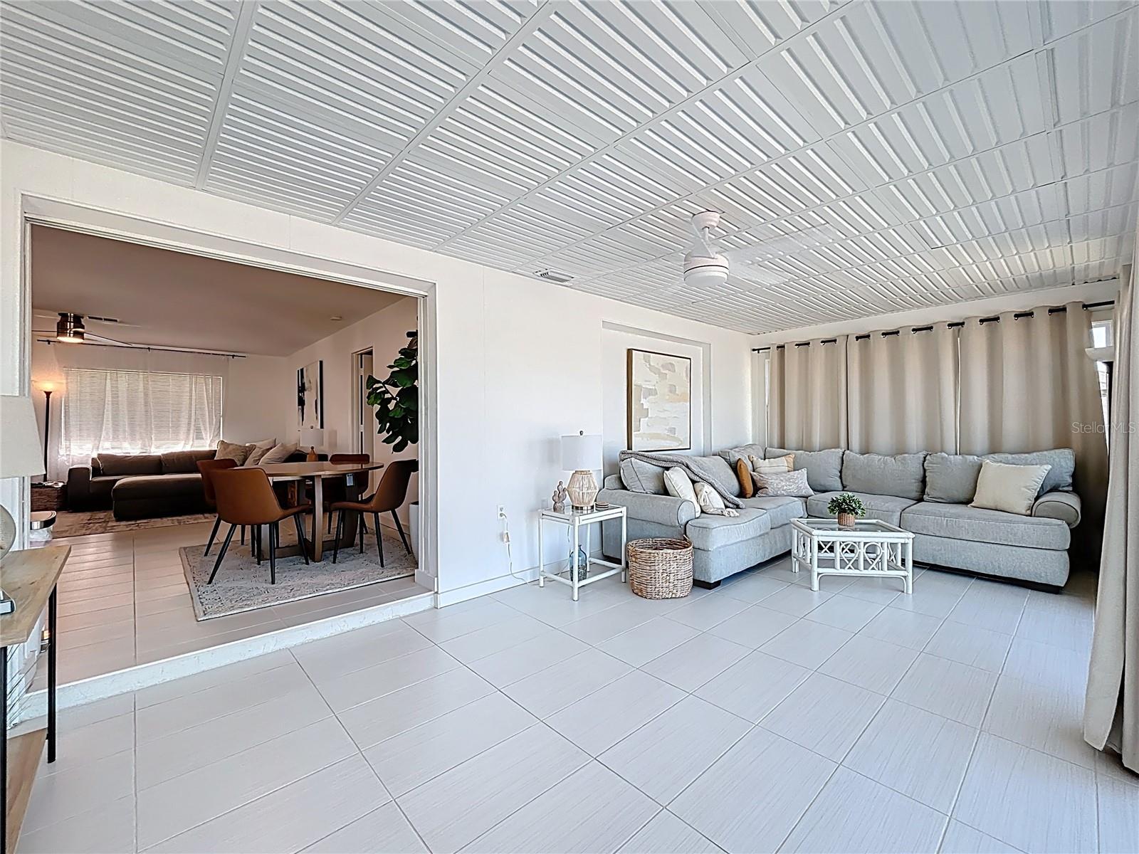 Image 19 of 55 For 1046 Lee Street