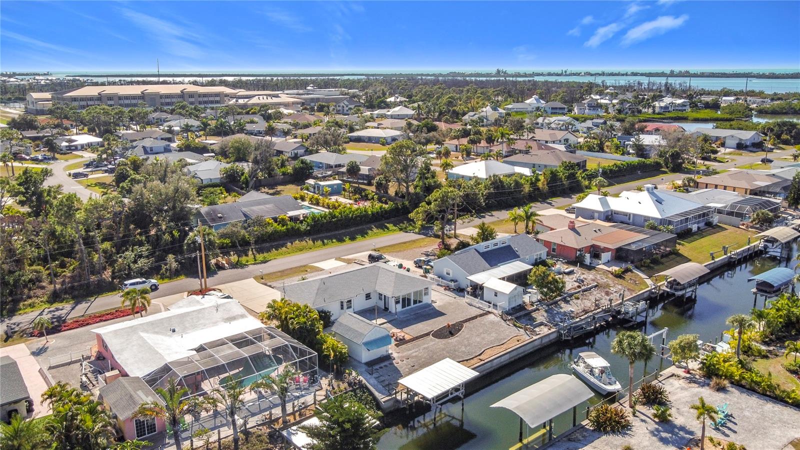 Image 46 of 55 For 1046 Lee Street