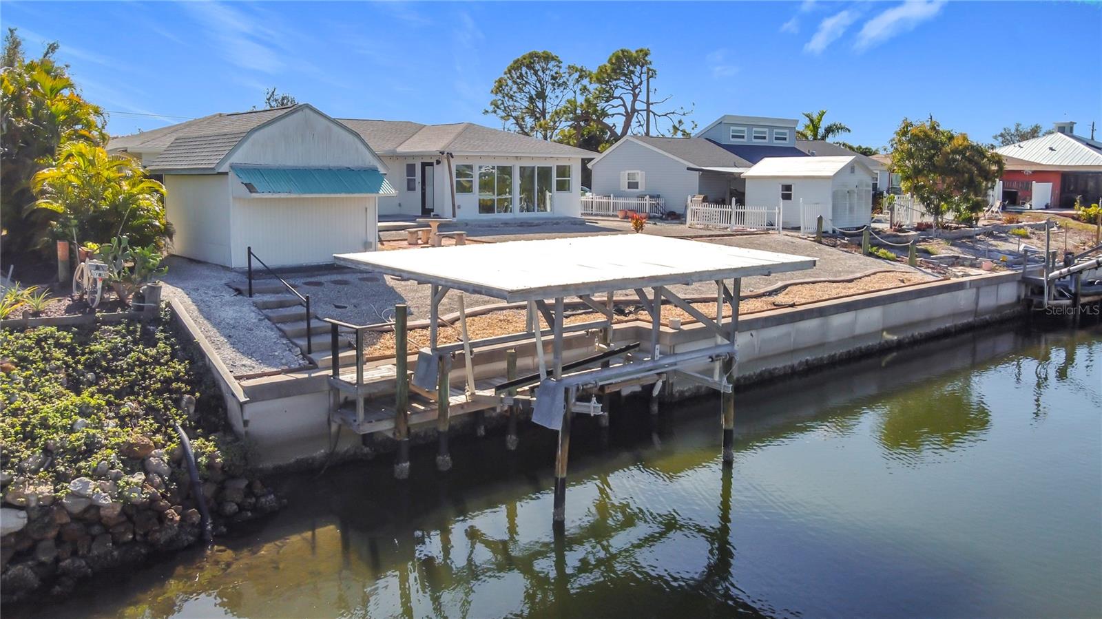 Image 5 of 55 For 1046 Lee Street