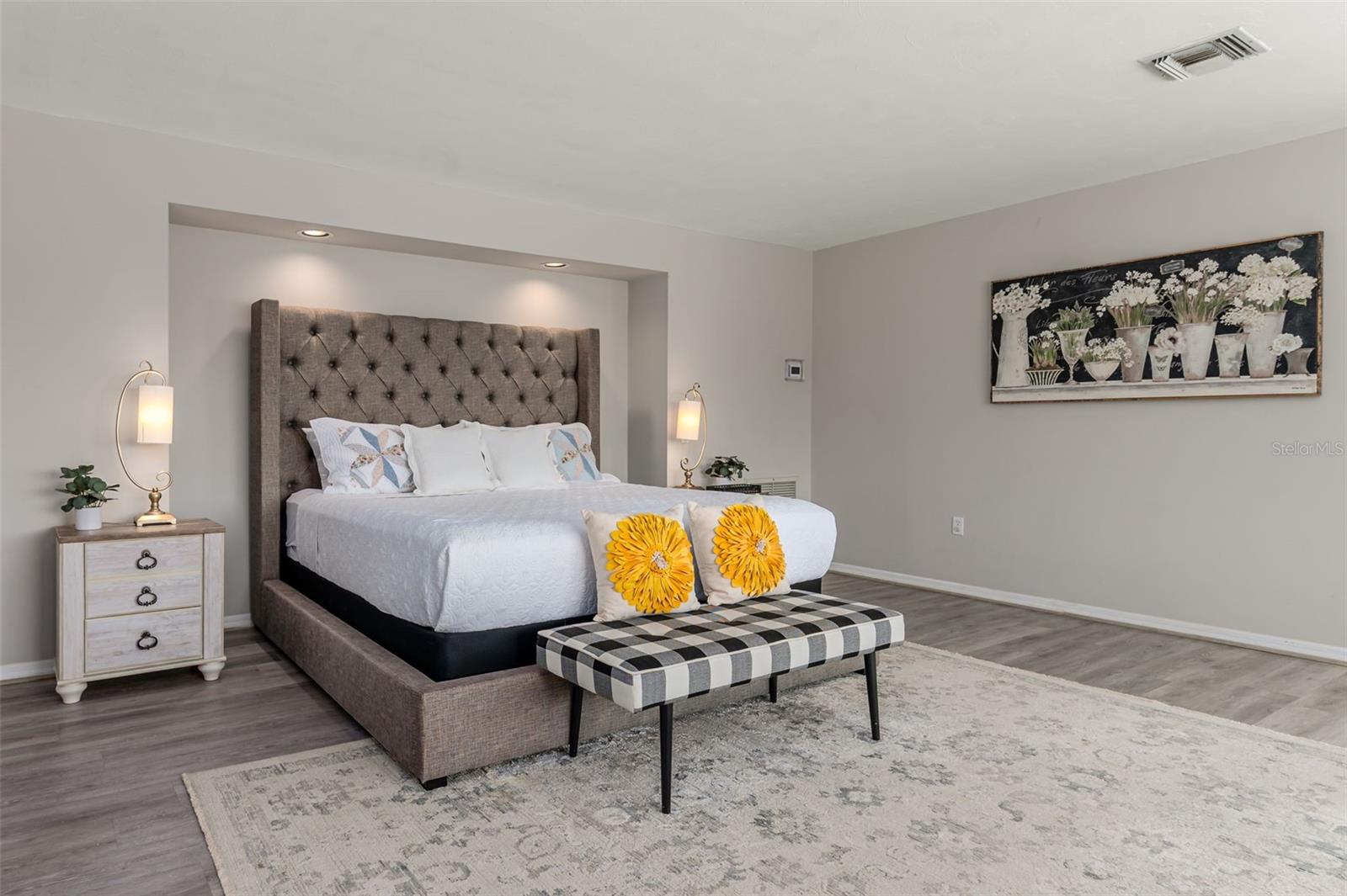 Image 10 of 27 For 4137 Pinar Drive