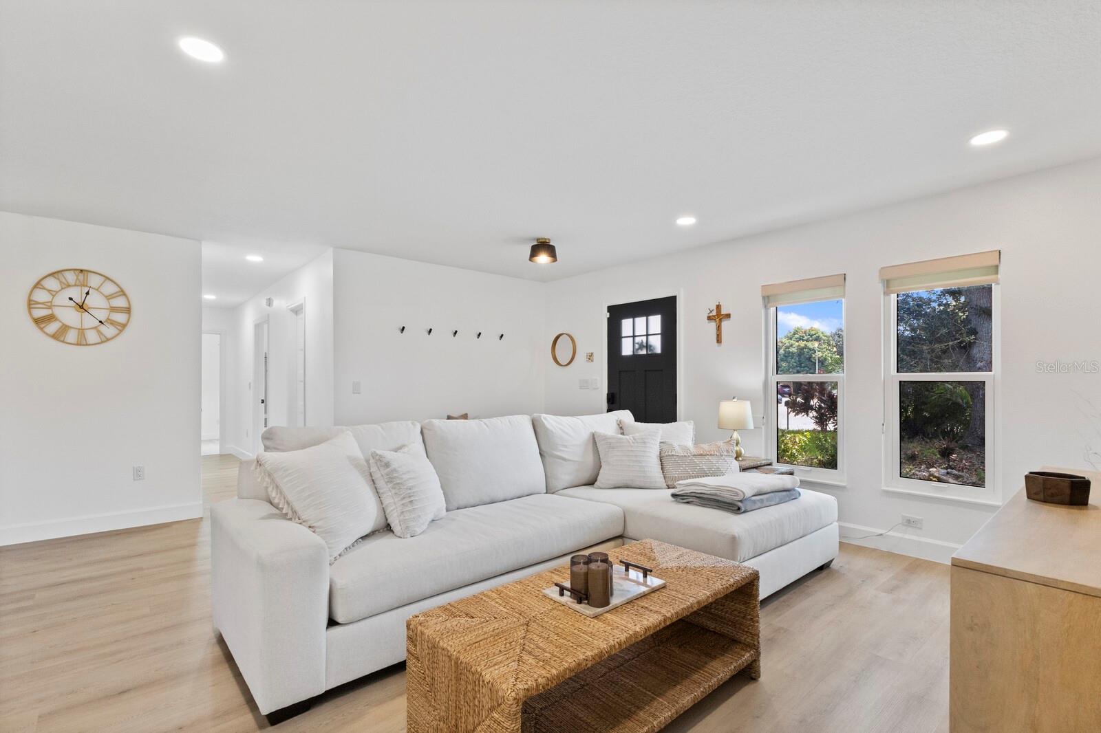 Image 3 of 35 For 6410 38th Avenue Circle W