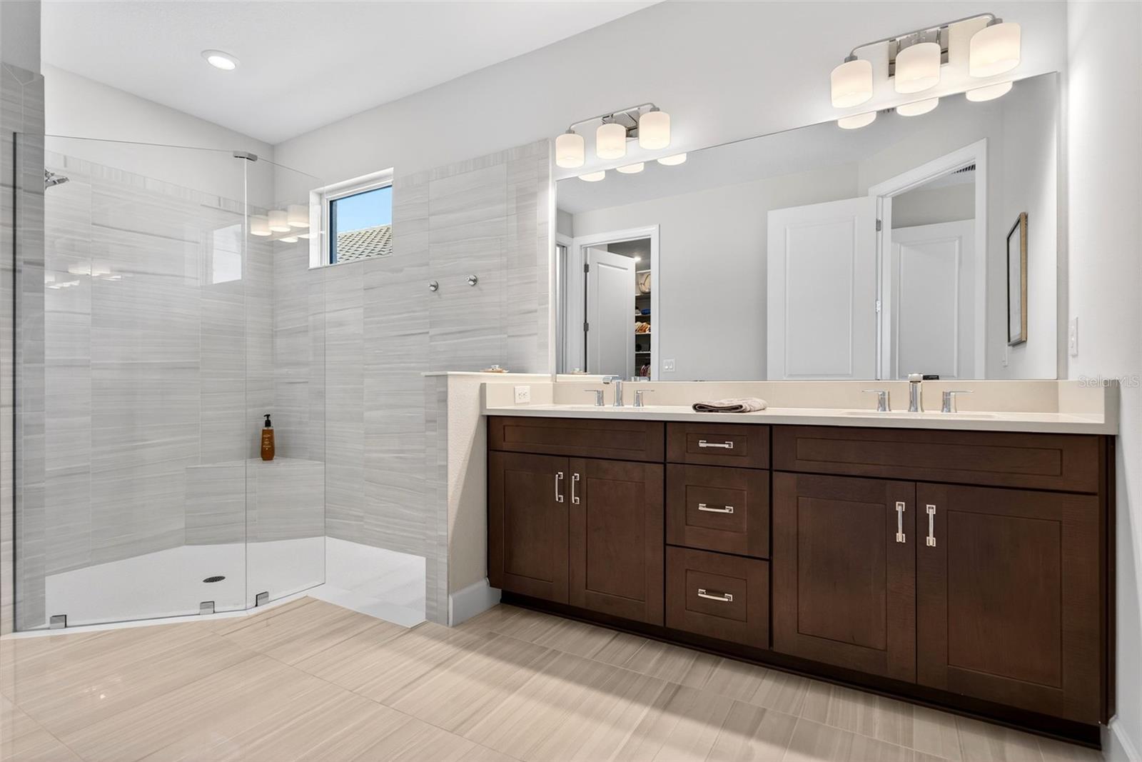 Image 42 of 100 For 16206 Fortezza Drive