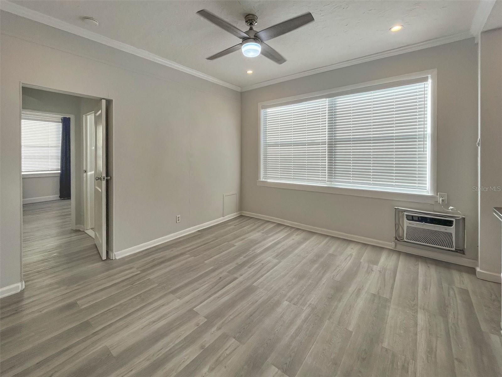 Image 2 of 9 For 408 Armada Road S 5