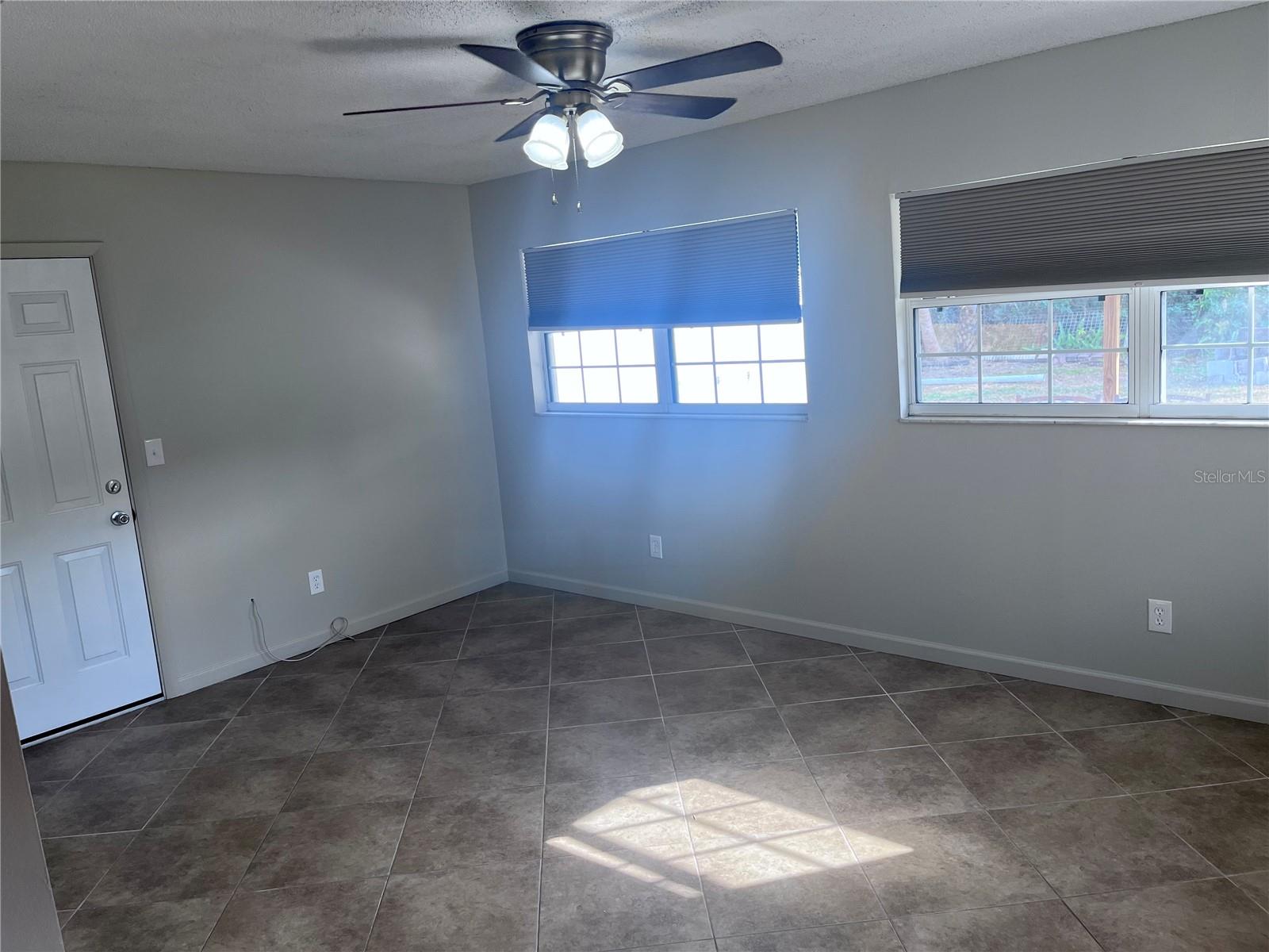 Image 8 of 23 For 6024 48th Avenue Drive E