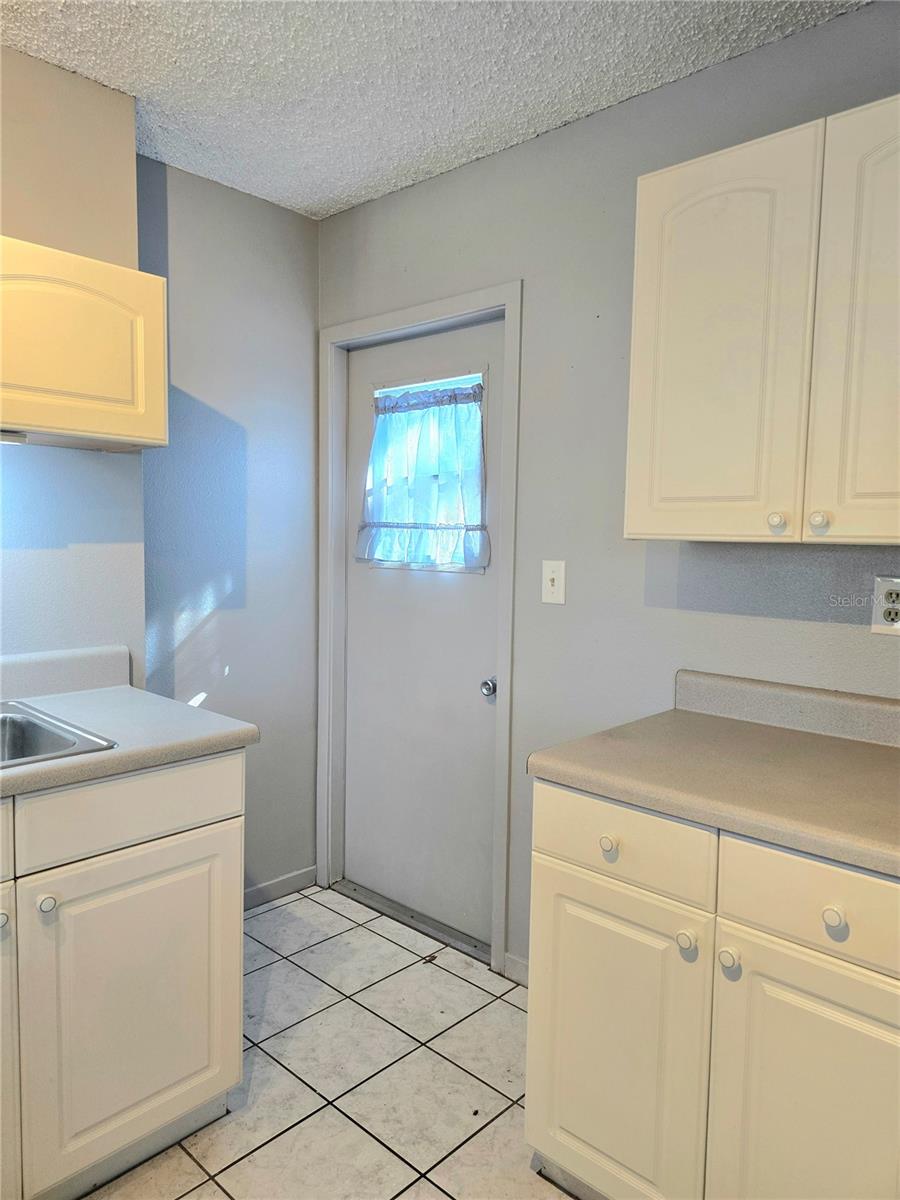 Image 11 of 19 For 4004 36th Street W