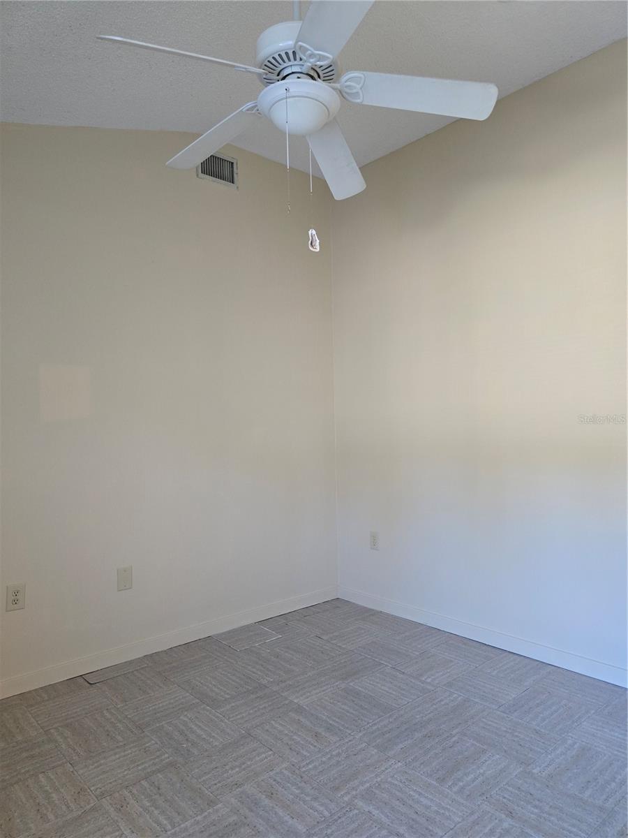 Image 16 of 19 For 4004 36th Street W