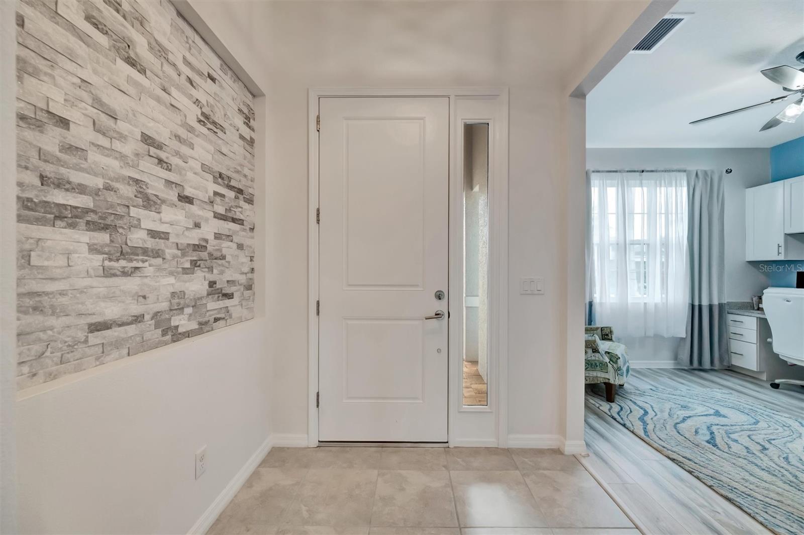 Image 13 of 49 For 404 Whistler Glen