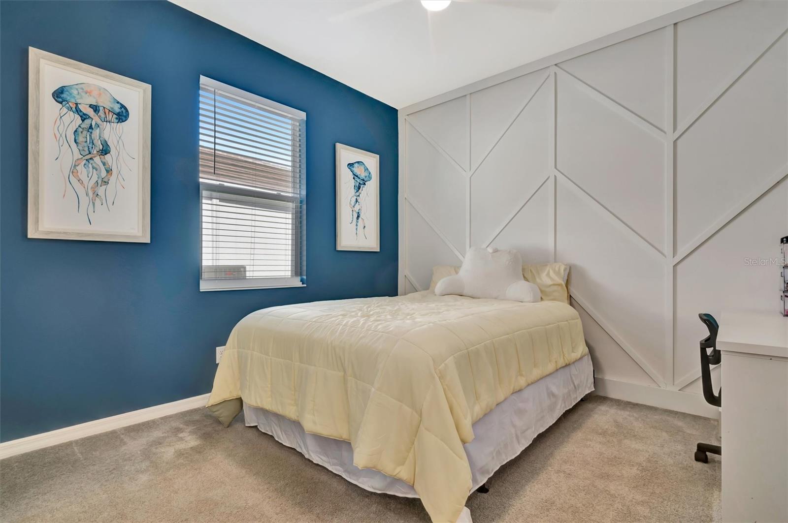 Image 18 of 49 For 404 Whistler Glen