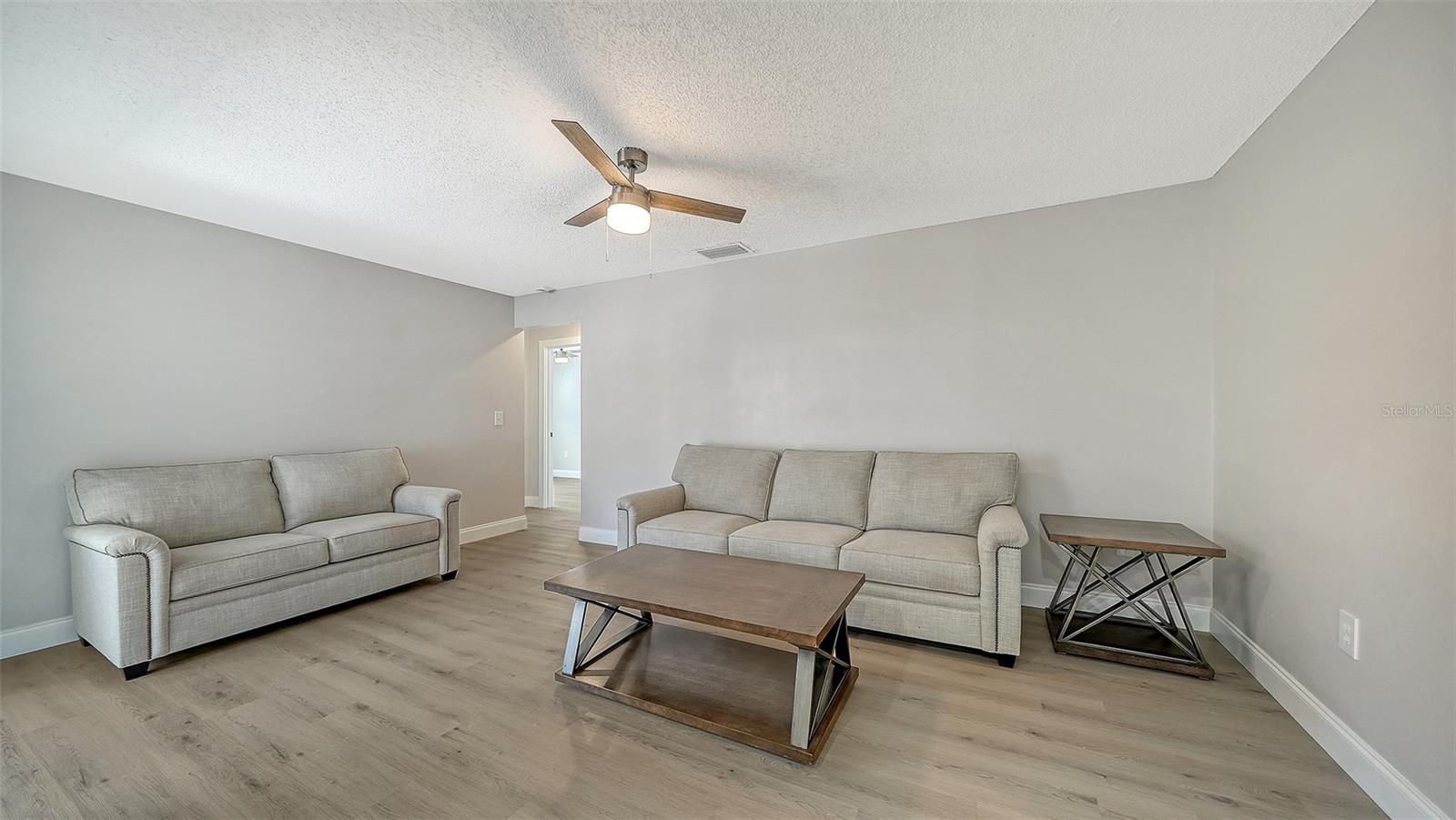 Image 12 of 41 For 2660 Colorado Street