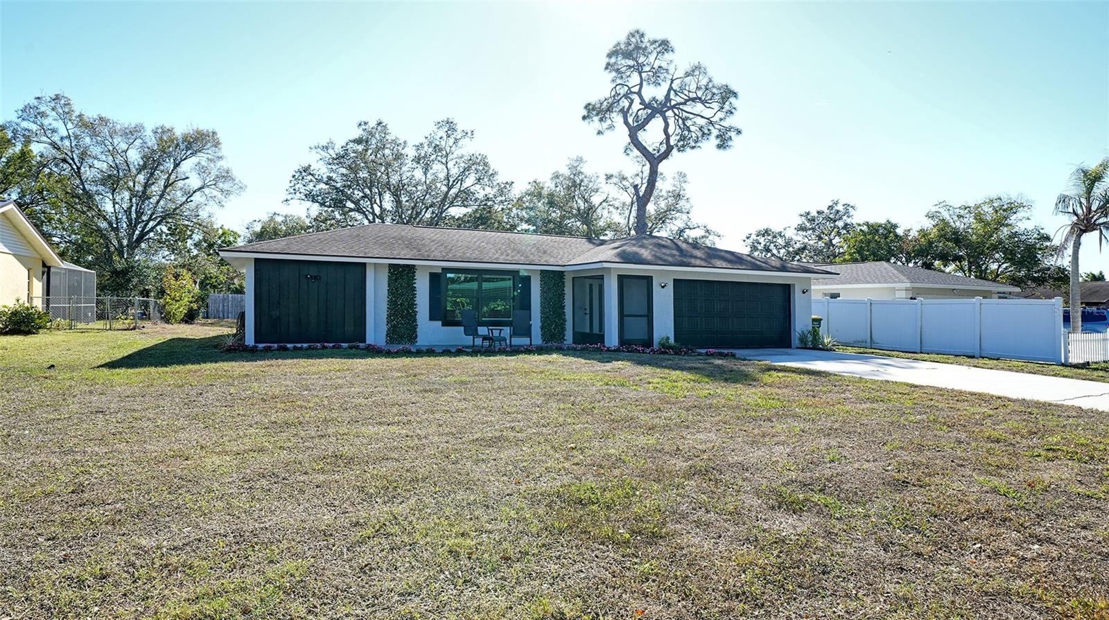 Image 3 of 41 For 2660 Colorado Street