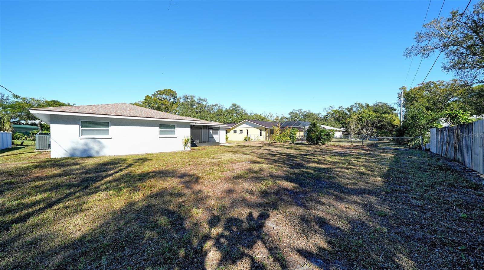 Image 36 of 41 For 2660 Colorado Street