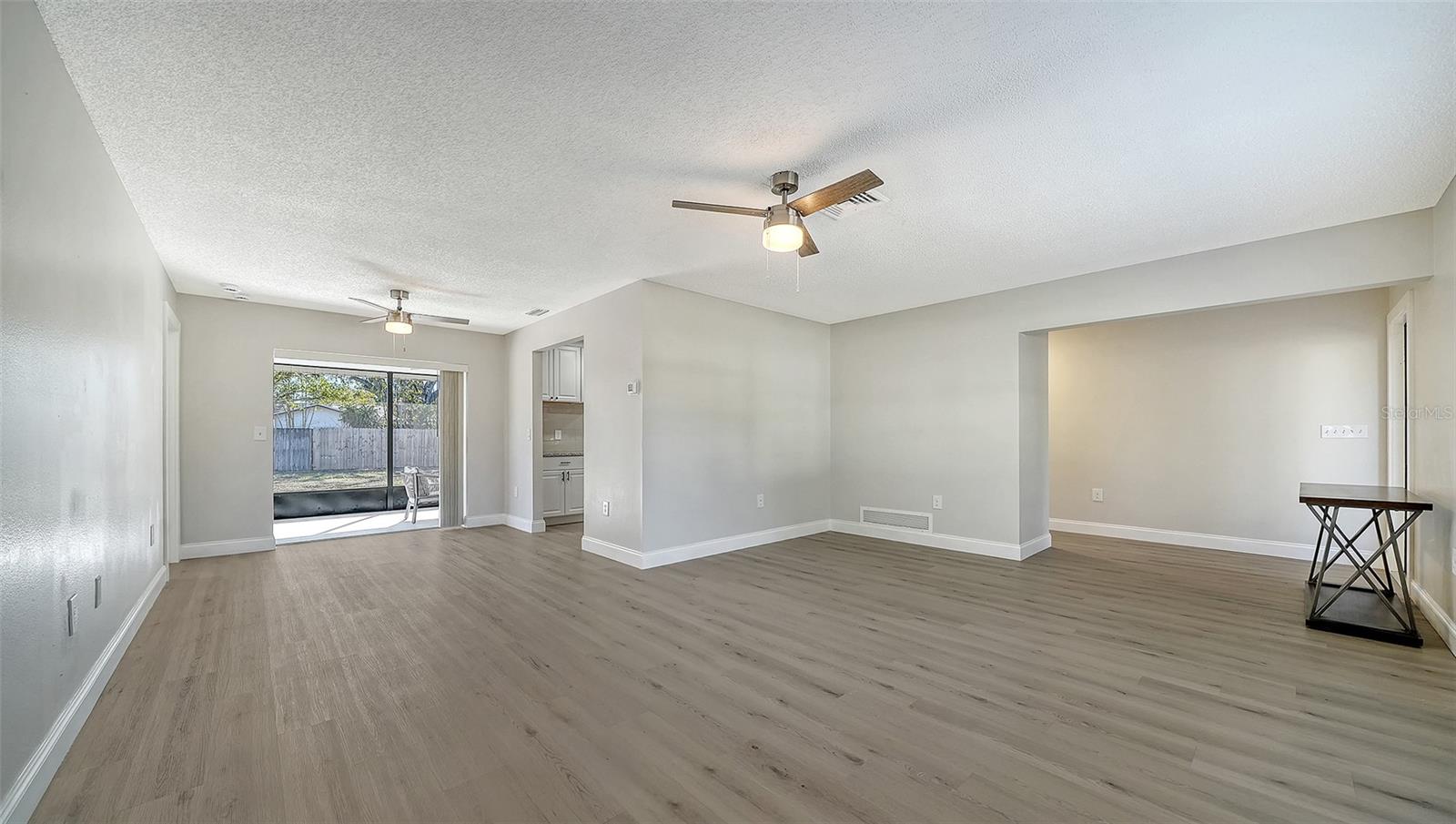 Image 8 of 41 For 2660 Colorado Street