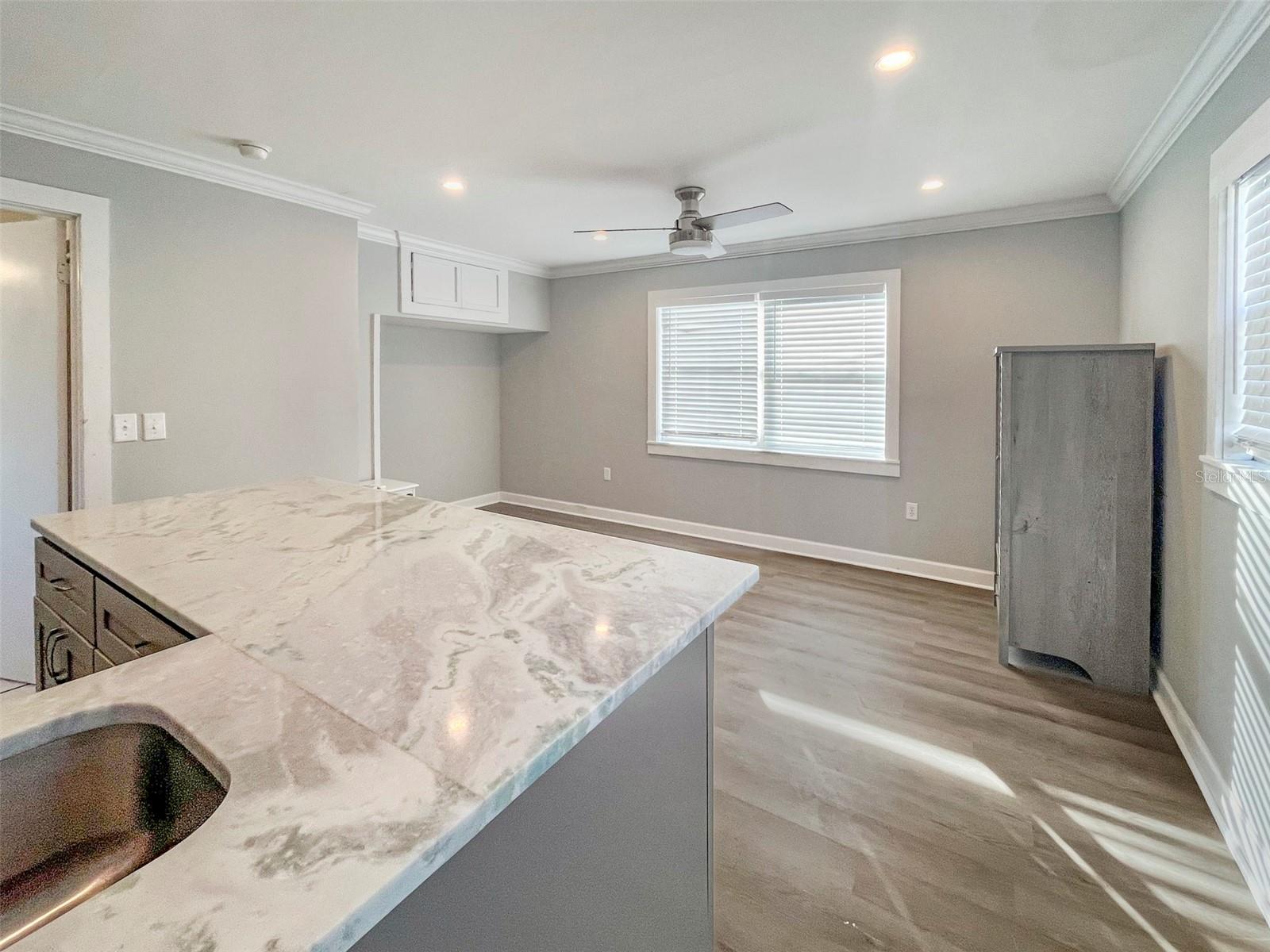 Image 3 of 8 For 404 Armada Road S D